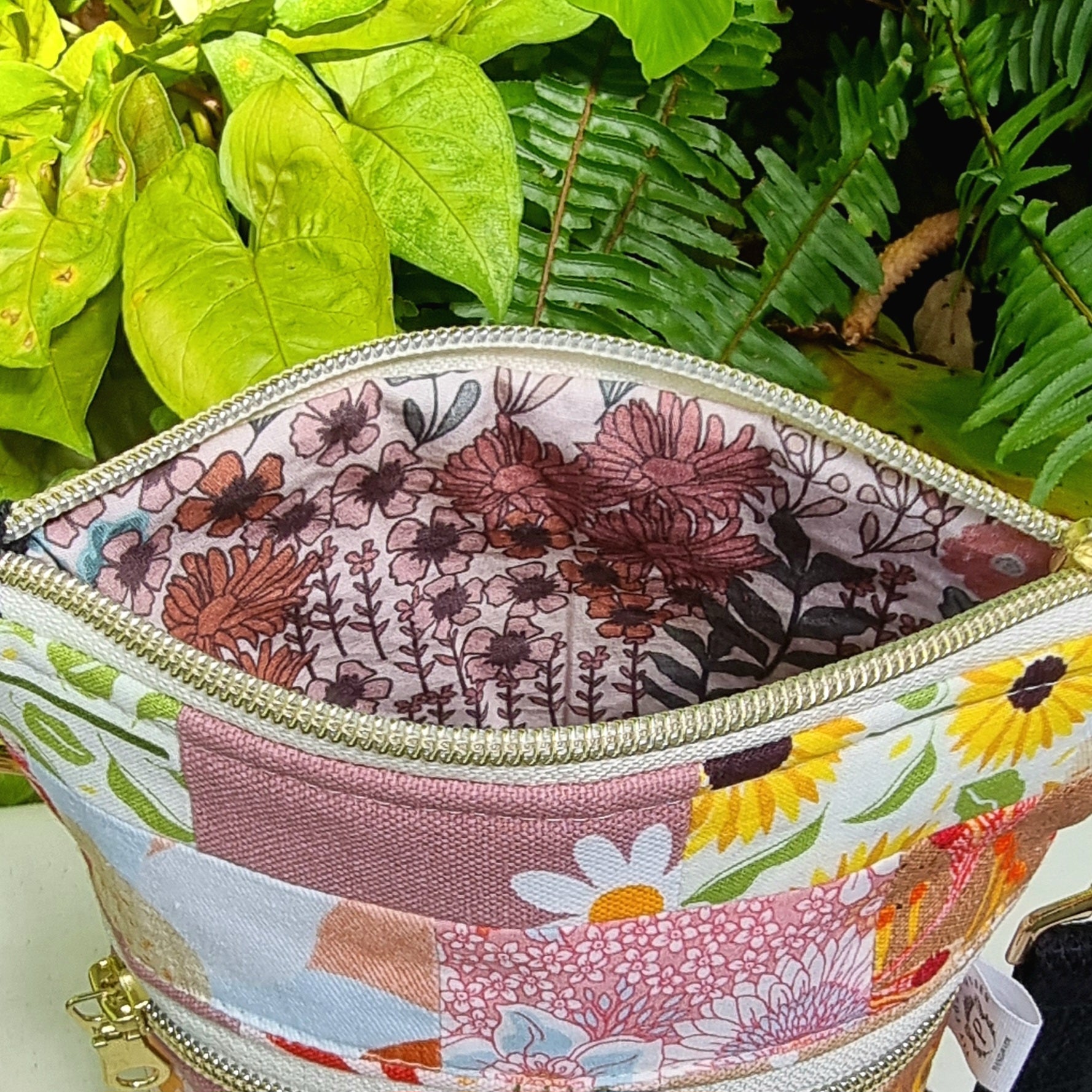 Repurposed Remnant Fabric Crossbody Bag "Sweet Gum"