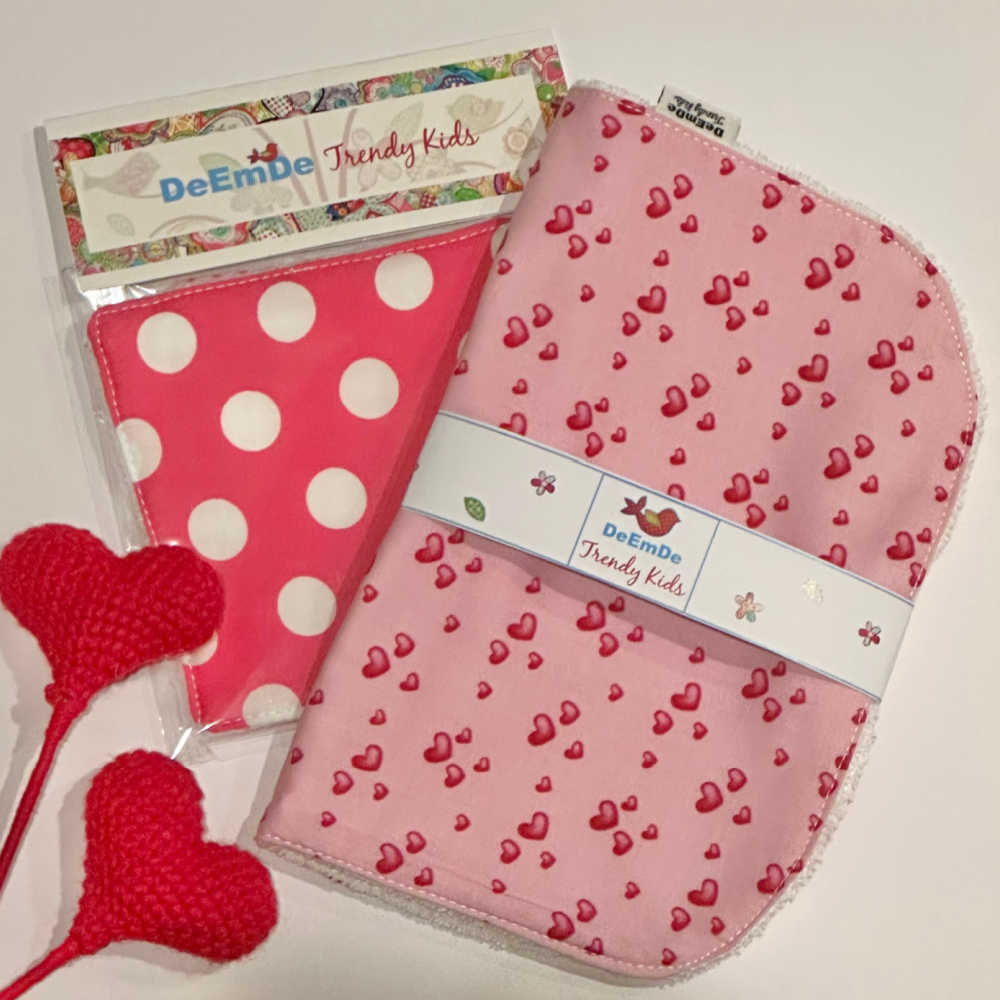 Handmade Large Size Hearts Bib & Washcloth Set