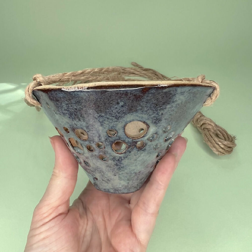 Wide hanging cone pot size