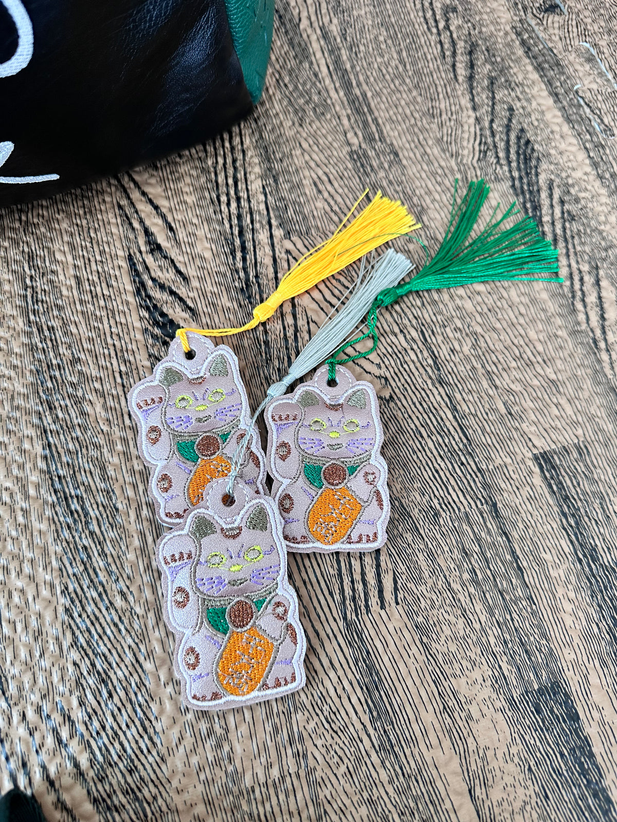 Lucky Cat tag/bookmark