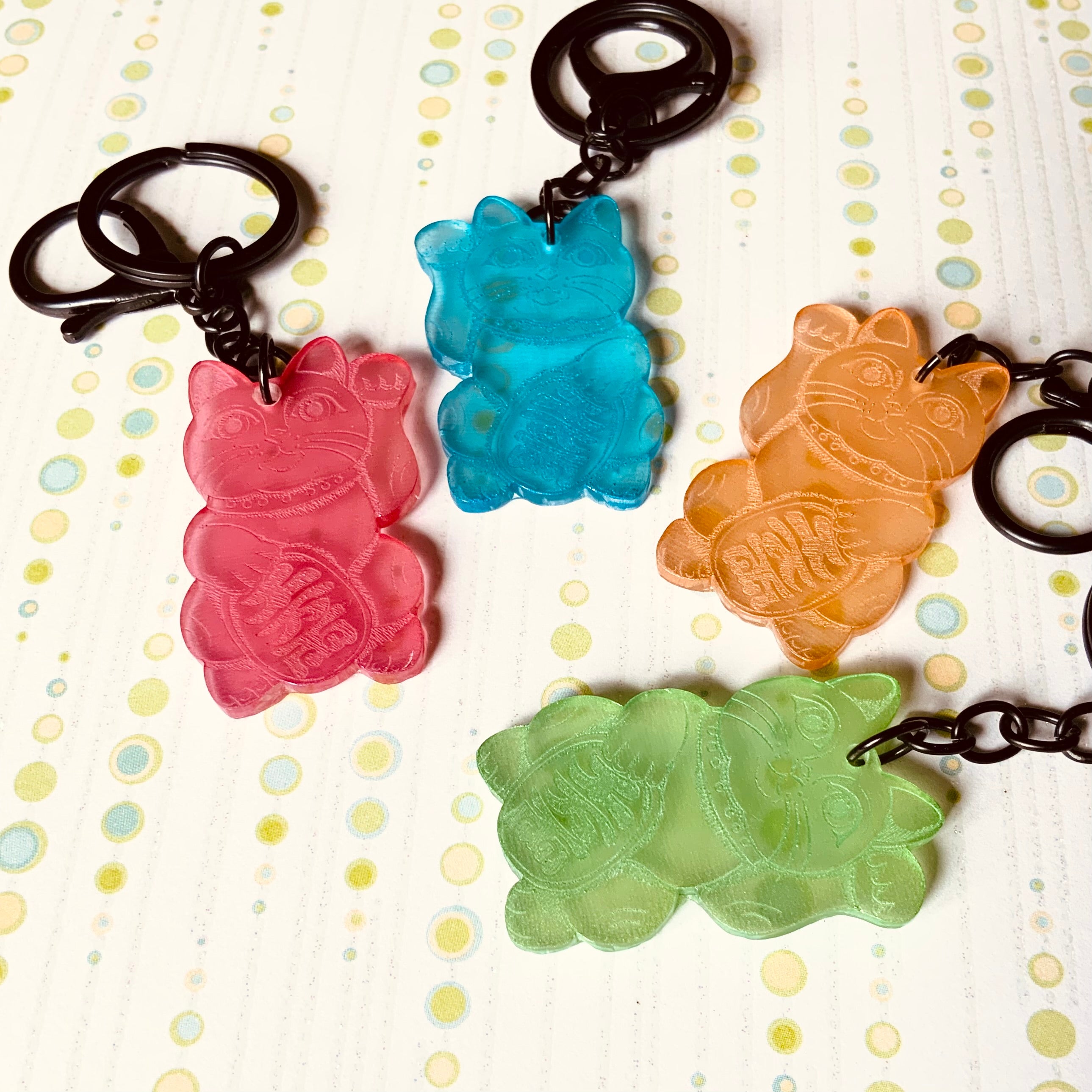 Maneki Neko Lucky Cat Resin Keyring | Choose your colour