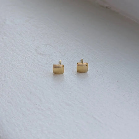 gold plated med domed square studs