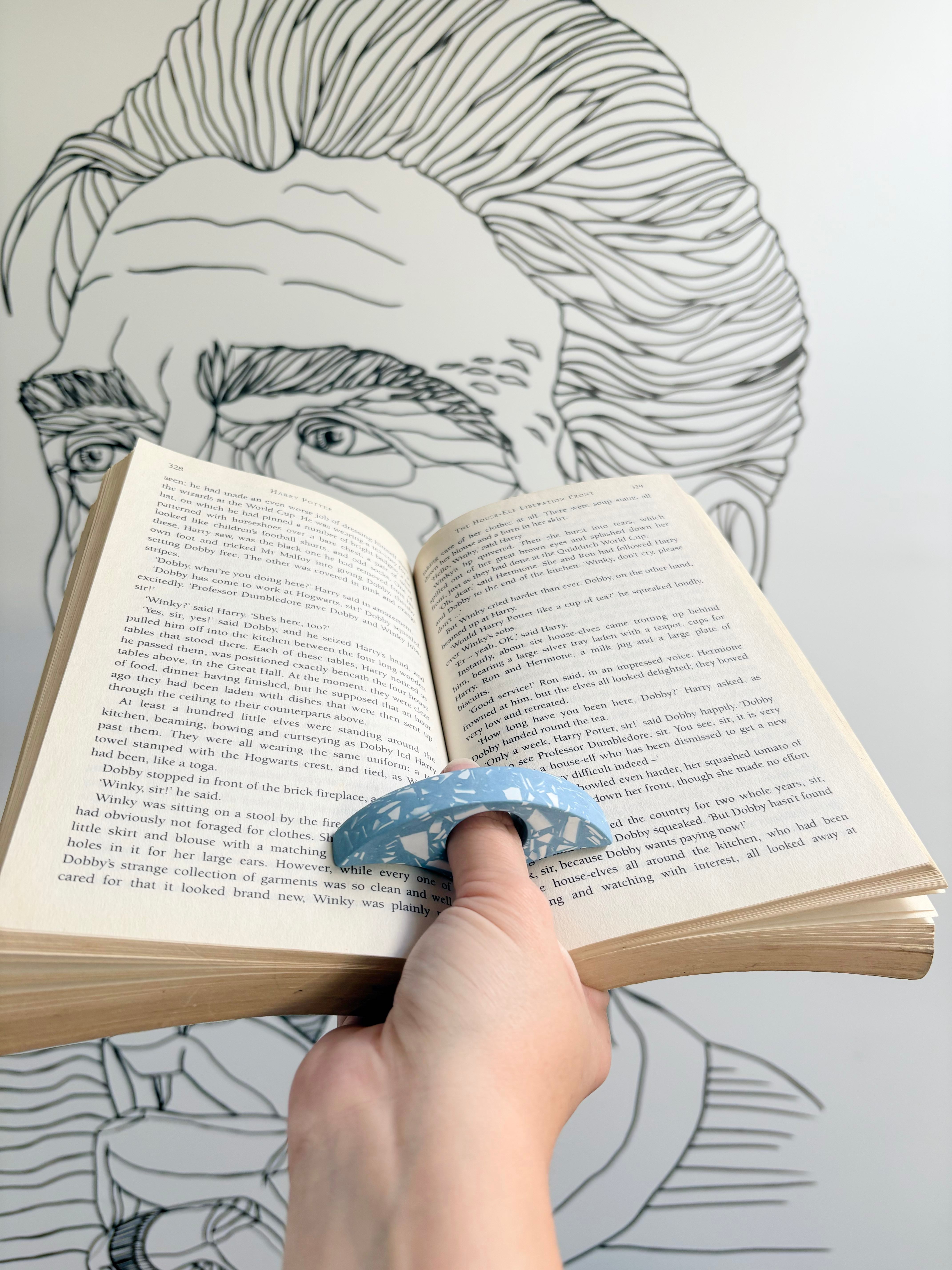 Terrazzo Page holder - acrylic resin