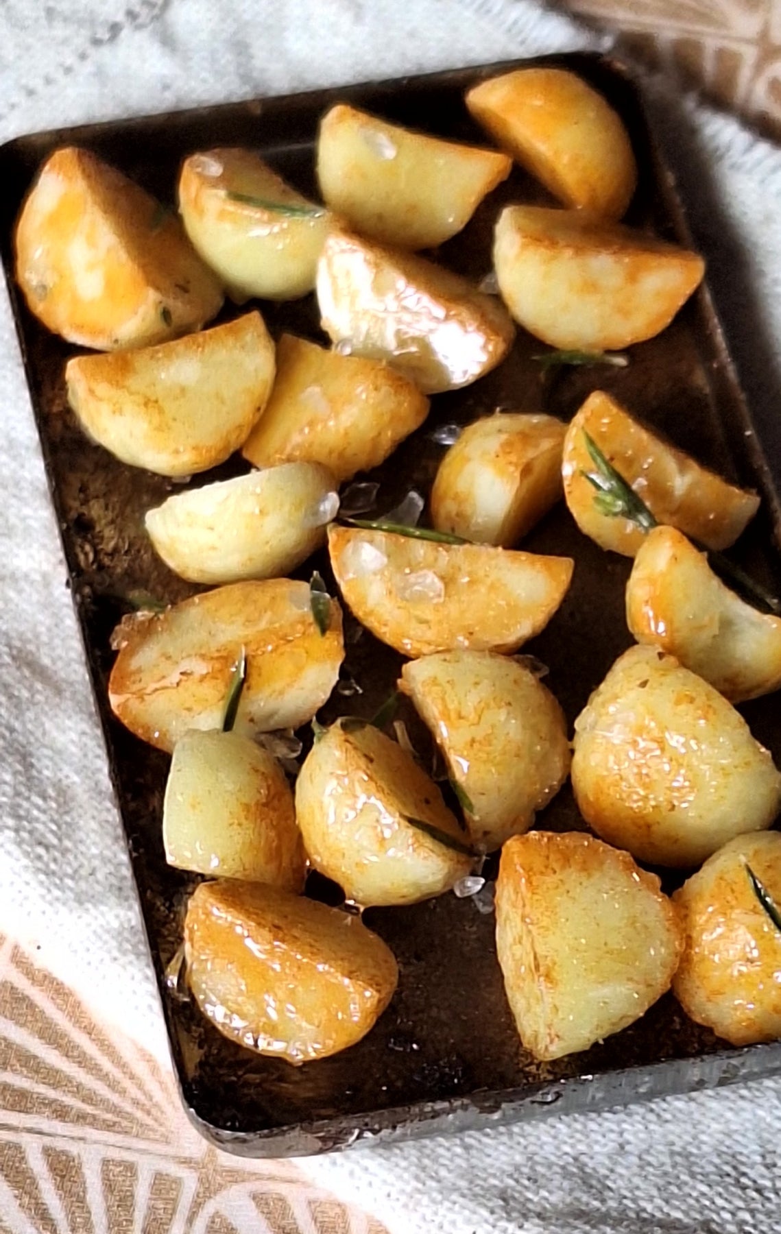 Roast Potatoes (with metal serving spoon)