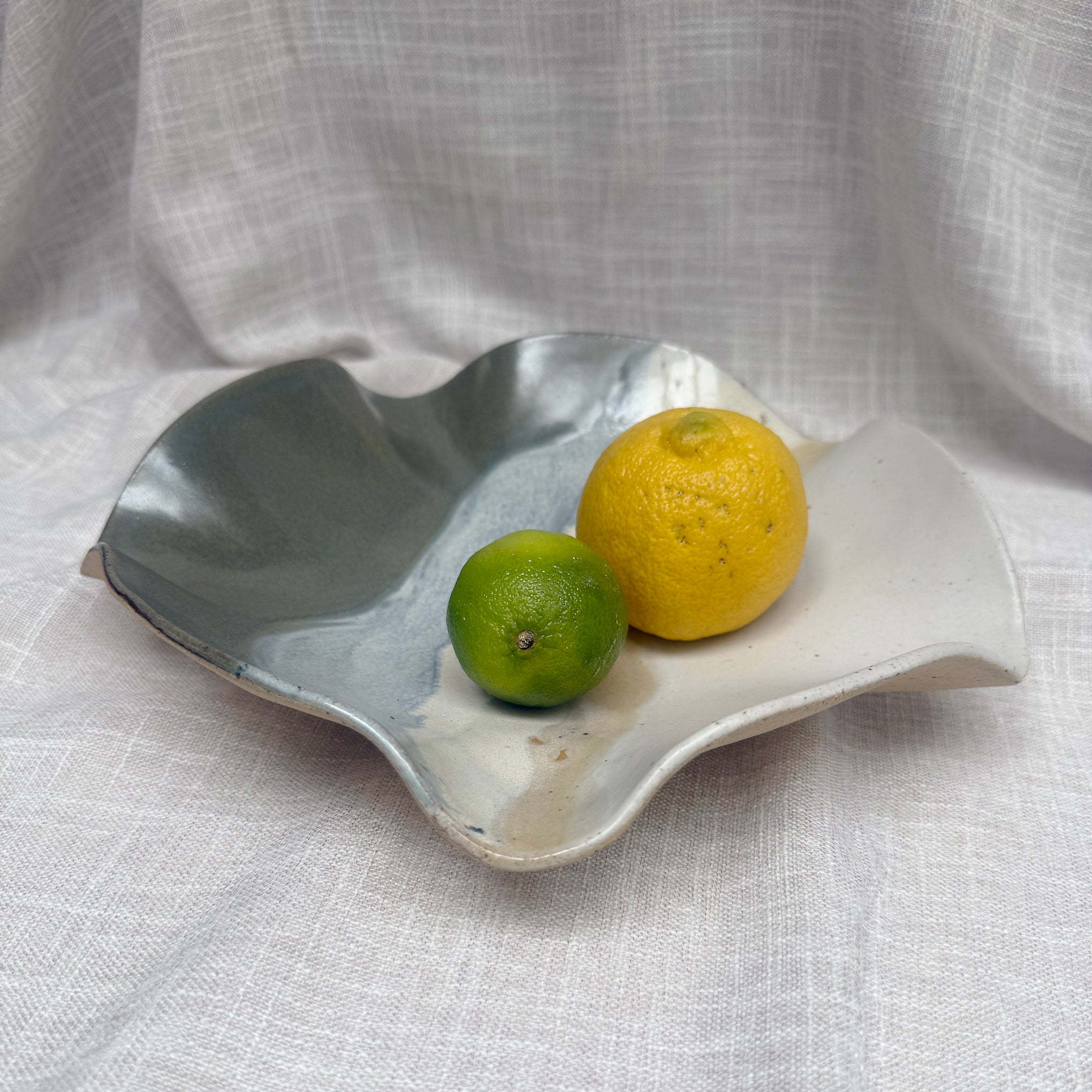 Ceramic Wave Bowl 26cm x 26cm