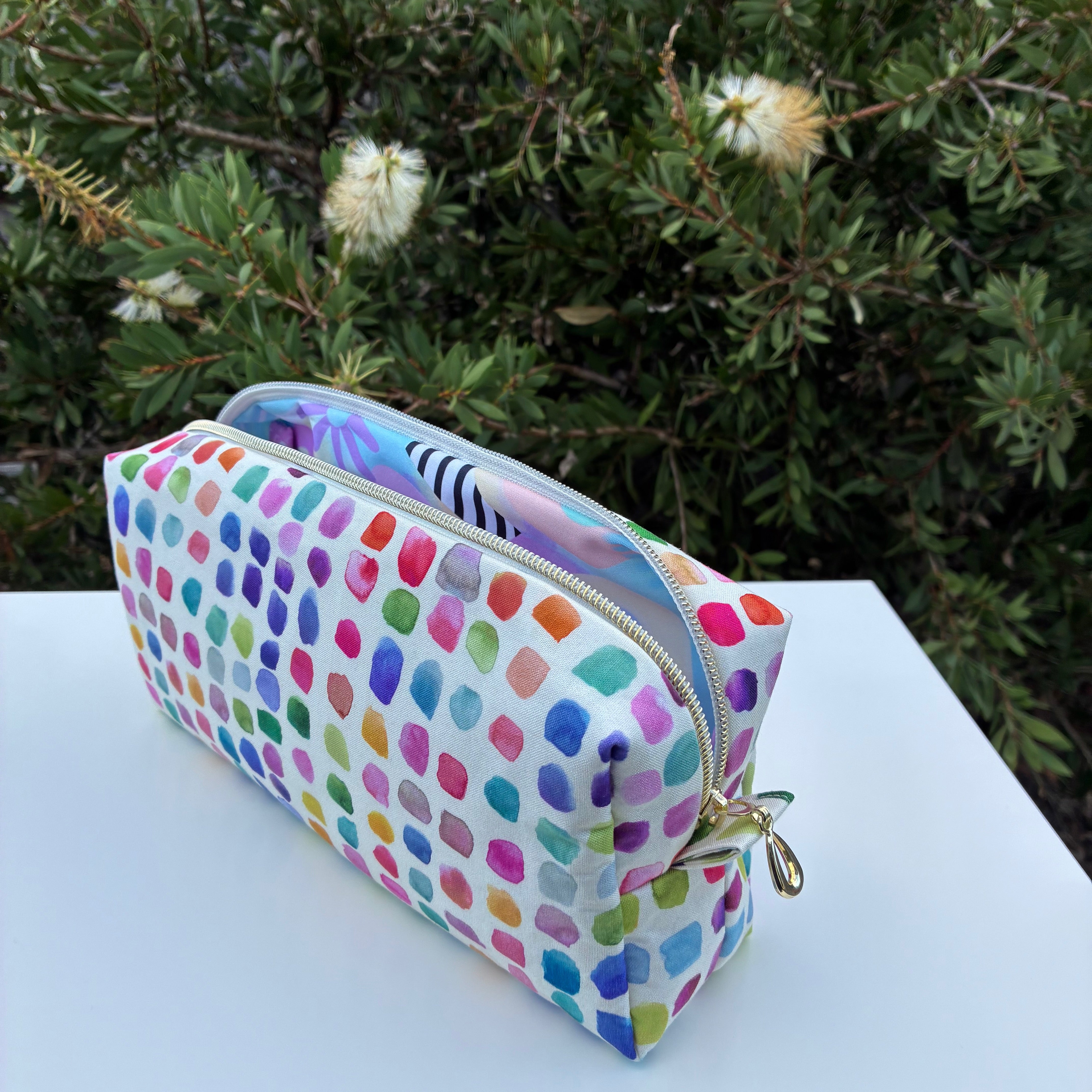 Bilby Pouch - Flowers Wee Colour Library Multi Bluebellgray lined wth Peaches and Blush