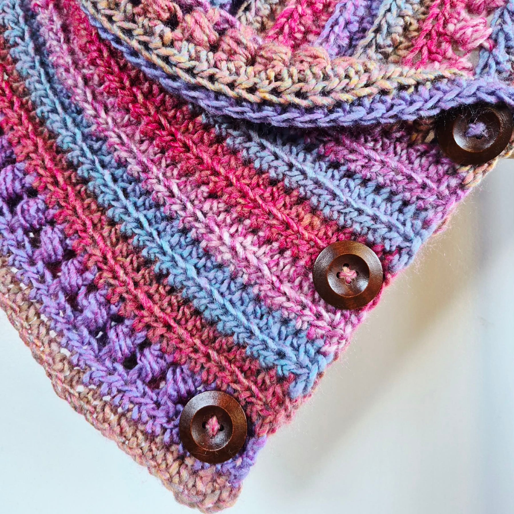 Ladies Neck warmer | Cowl | Scarf | Purple Pink | Adult | Vintage | Crochet | Buttoned