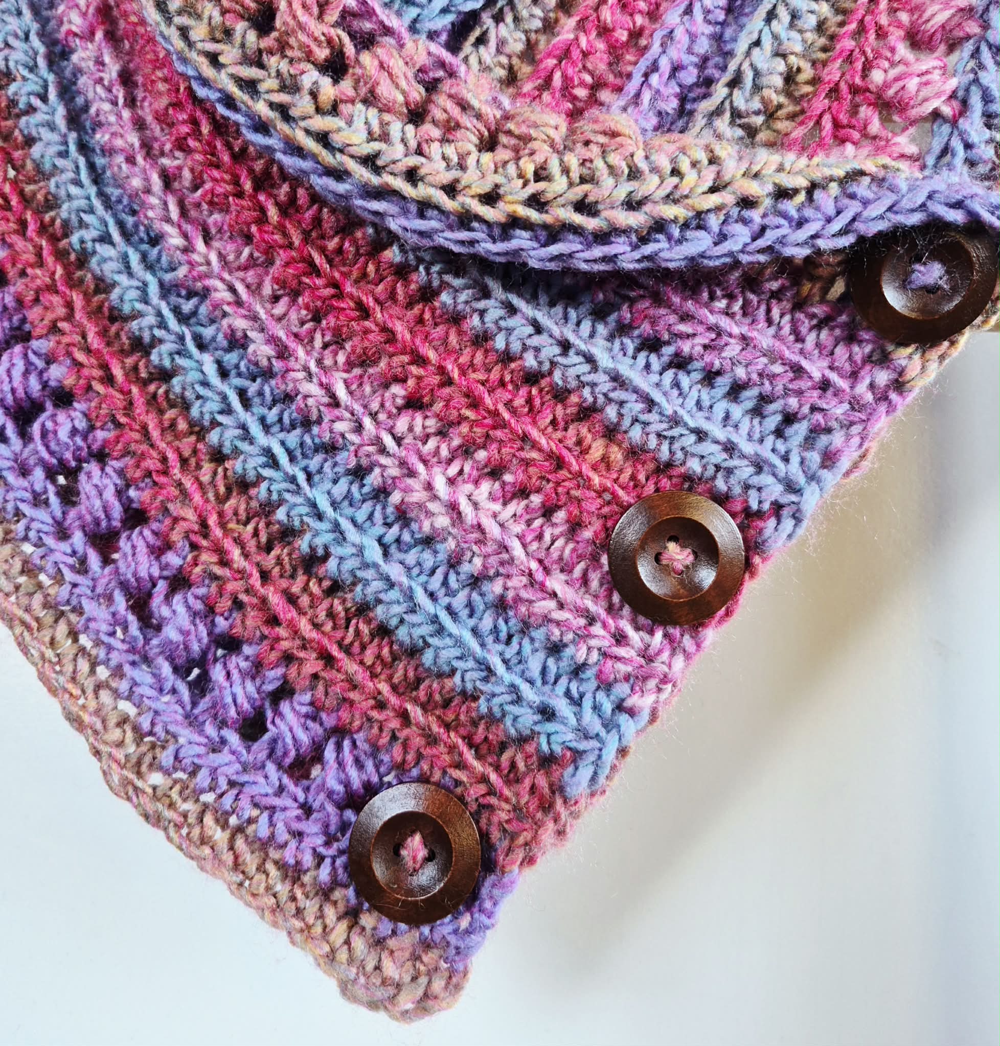 Ladies Neck warmer | Cowl | Scarf | Purple Pink | Adult | Vintage | Crochet | Buttoned