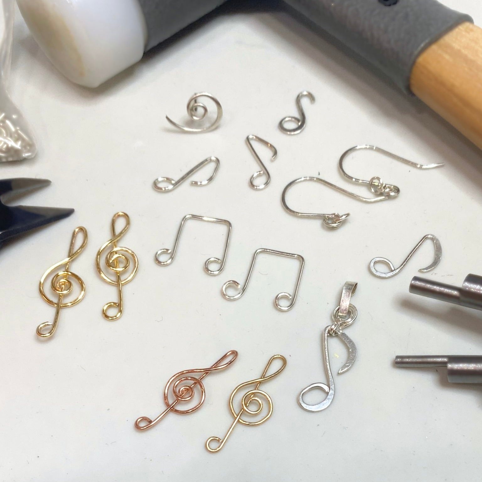 Music dangle earrings | Treble clef, Quaver, Double quaver | Sterling silver, Gold-filled, Stainless steel | Music lover gift