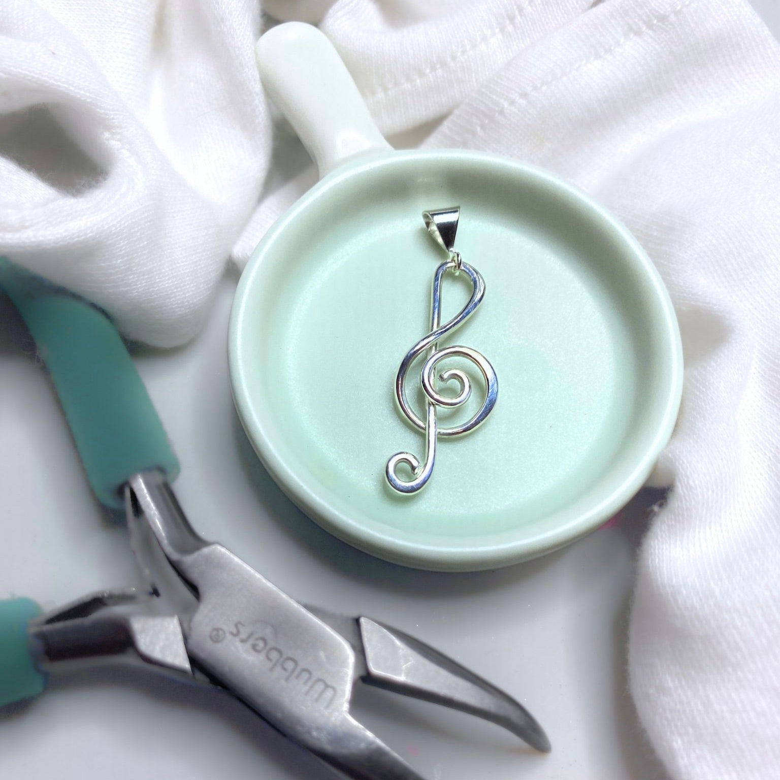 NEW! Treble Clef Music Pendant | Sterling silver | Chain necklace | Music-inspired jewellery