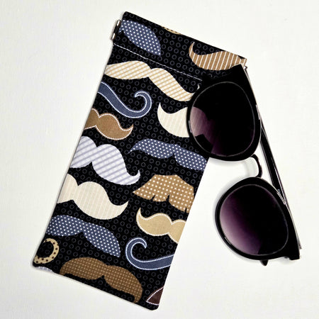 Sunglasses pouch in moustache fabric