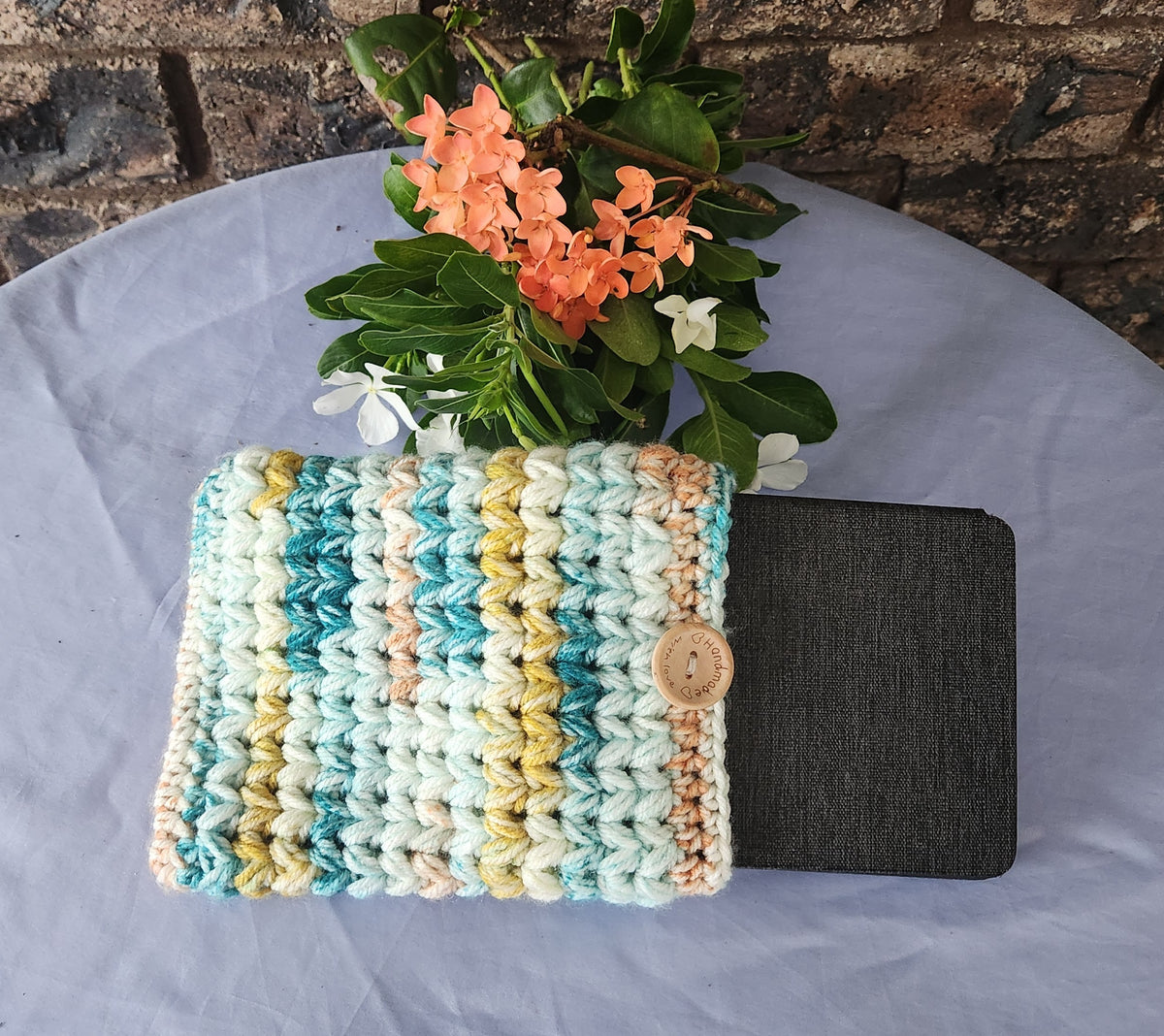 E-Reader Crocheted Cover