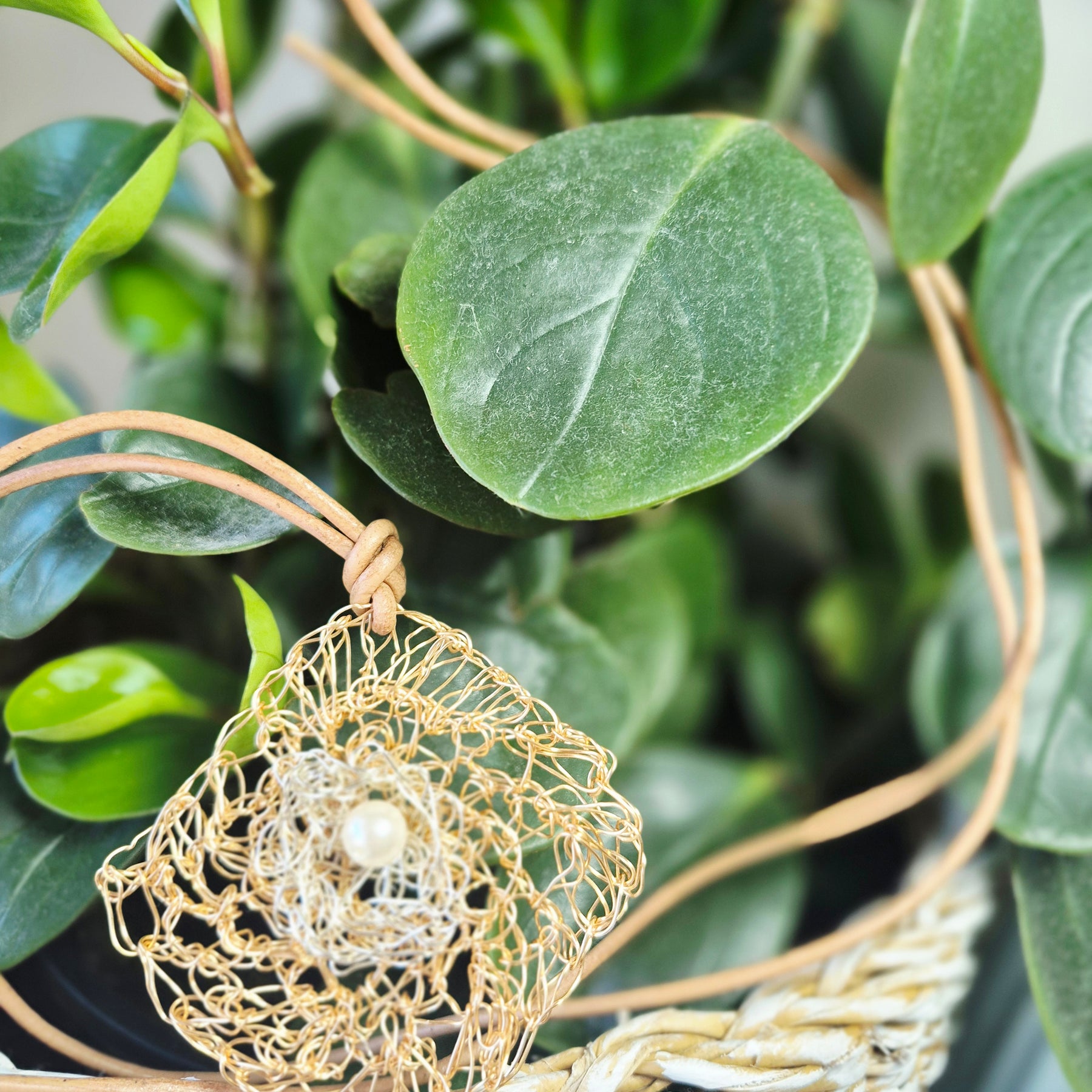 Wire crochet necklace