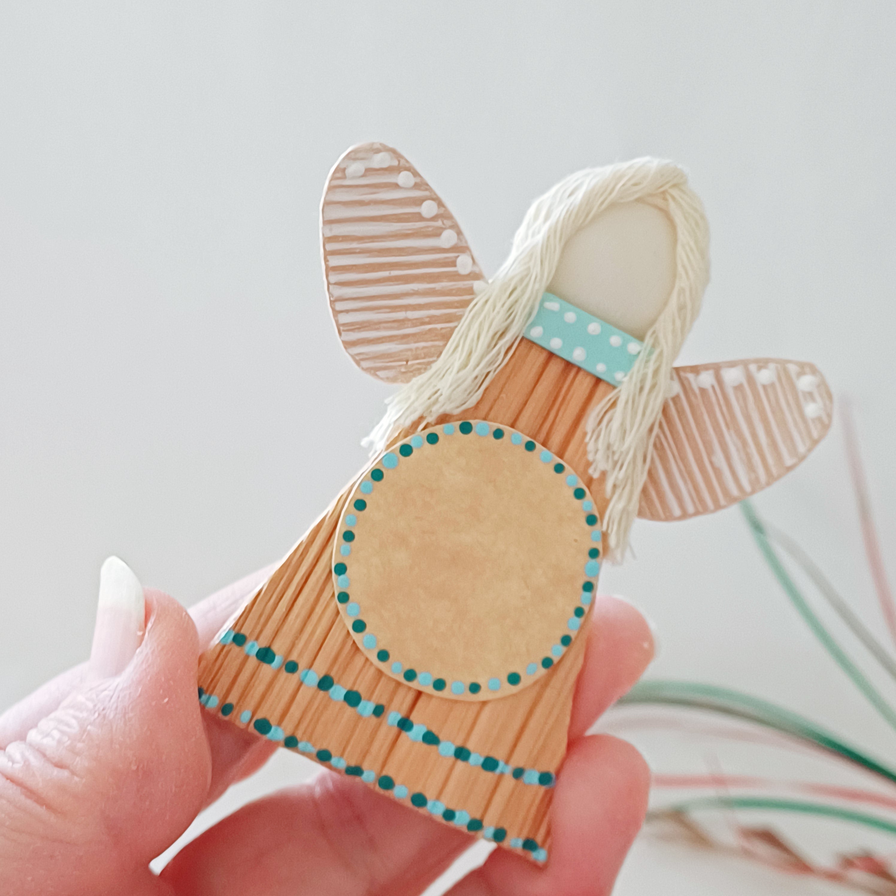 Hello - Little Palm Leaf Angel, Place for Handwritten Message