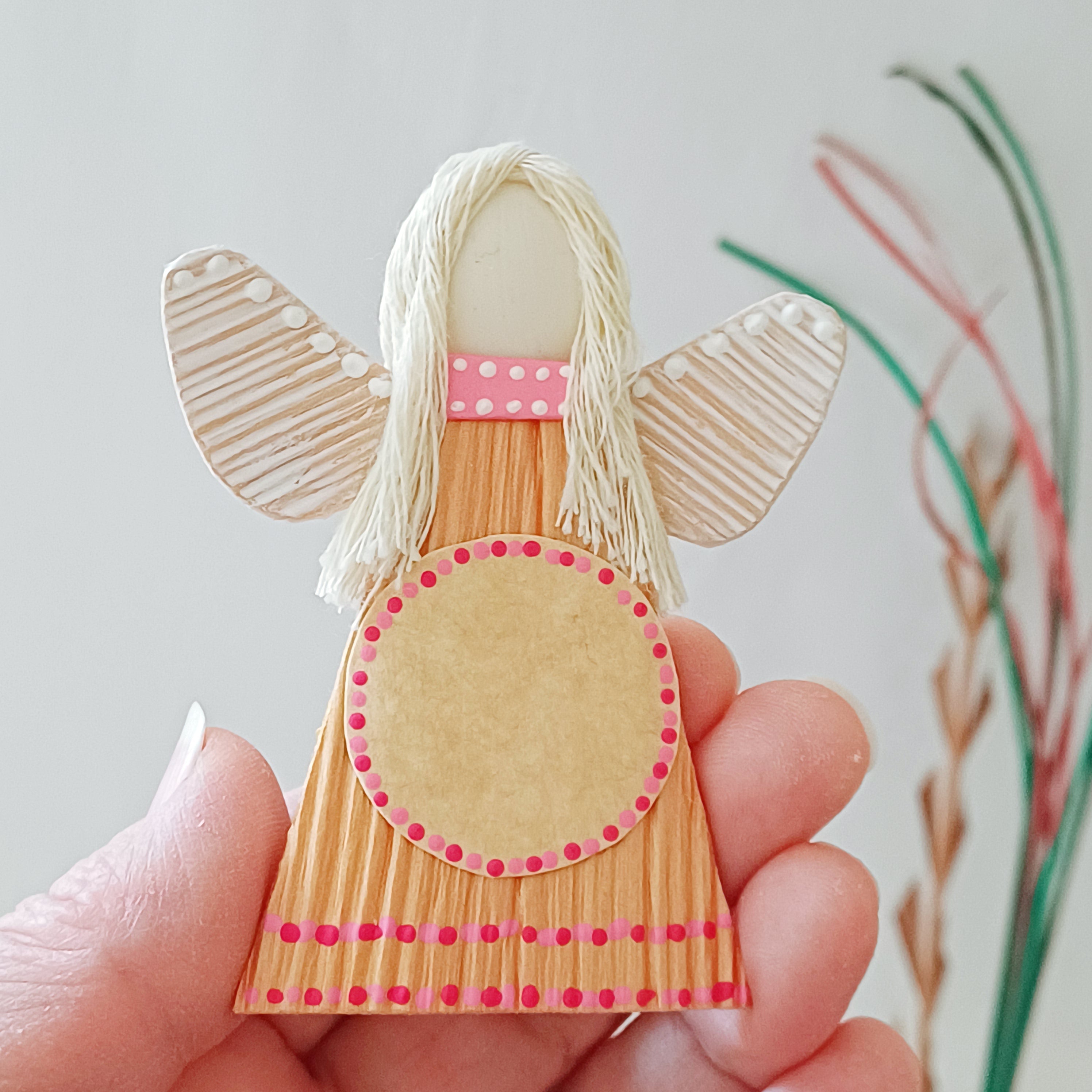 Hello - Little Palm Leaf Angel, Place for Handwritten Message