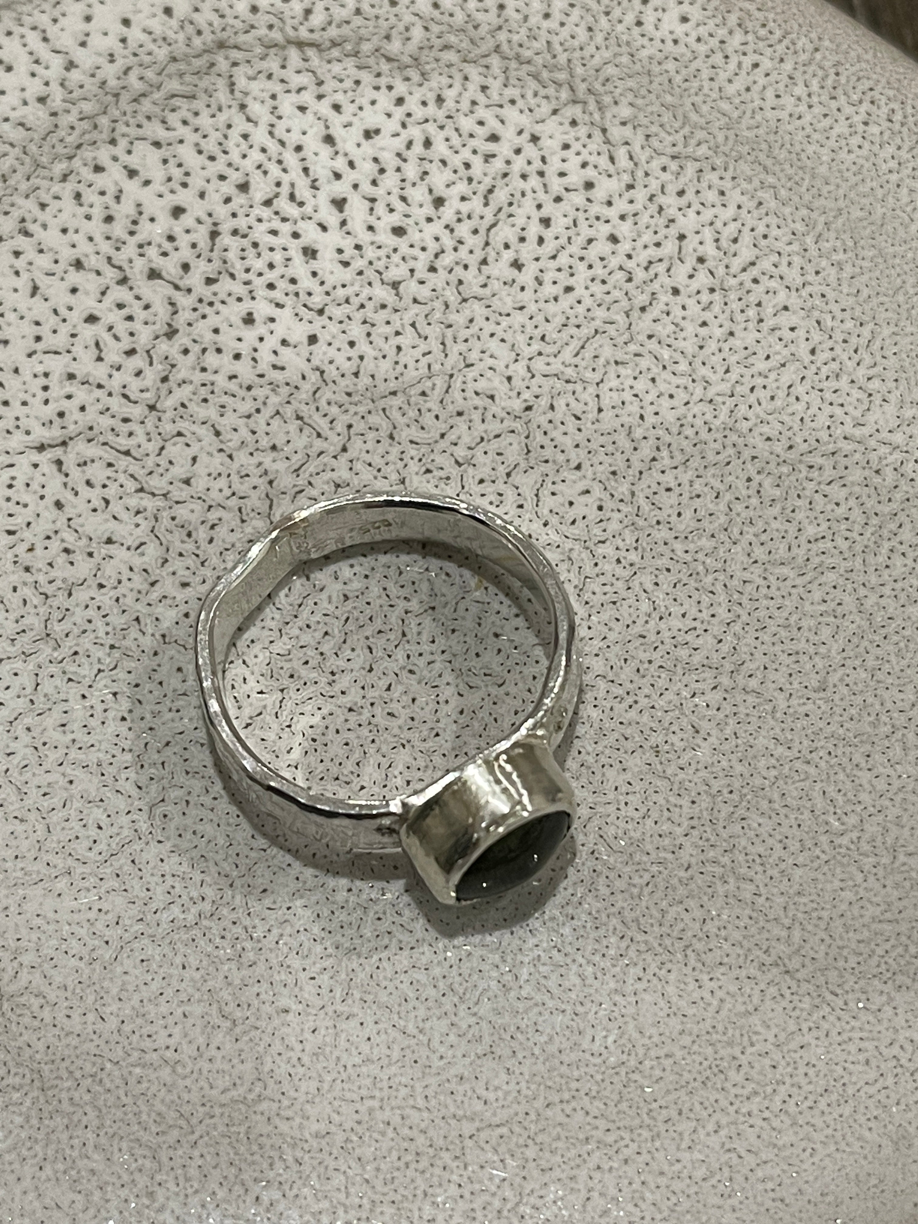 Green sapphire cab green in Stirling Silver