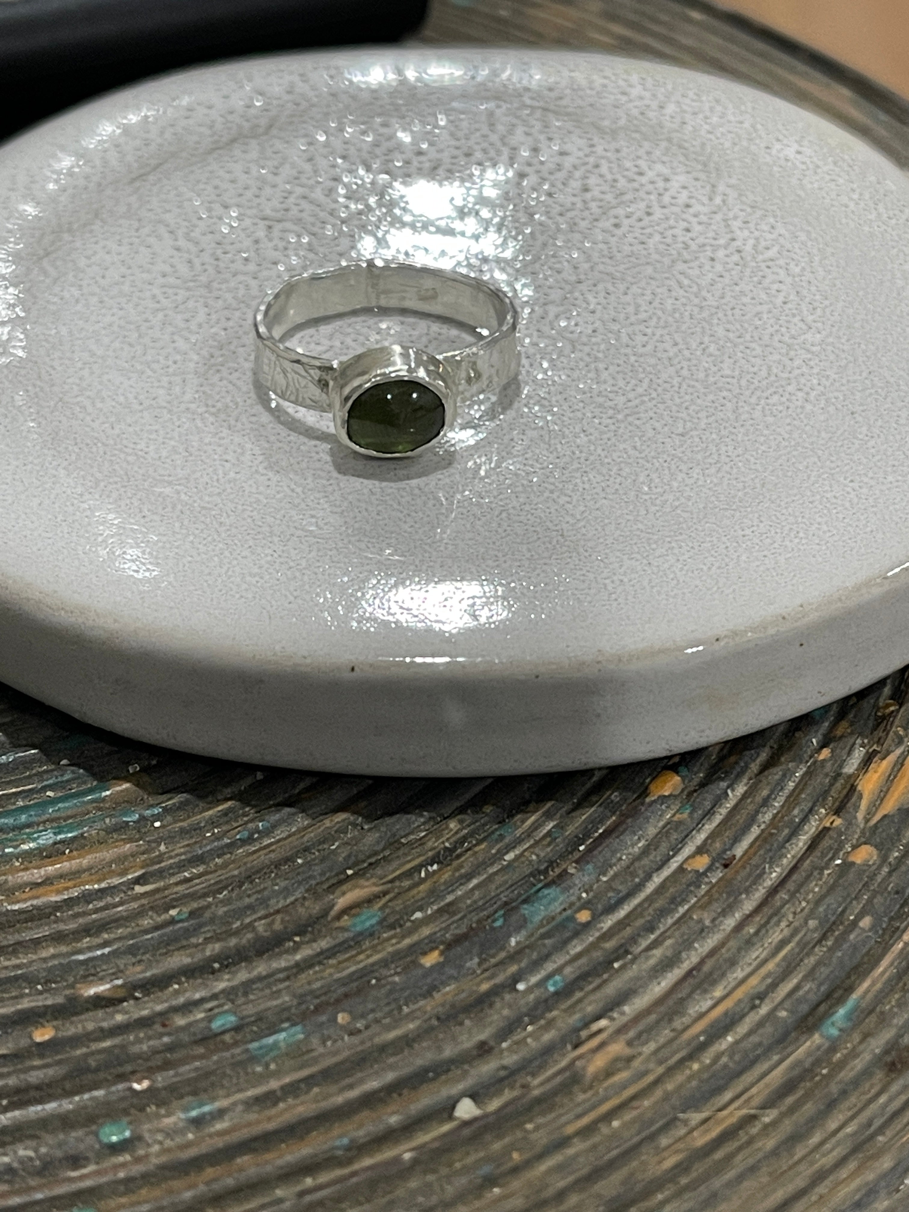 Green sapphire cab green in Stirling Silver