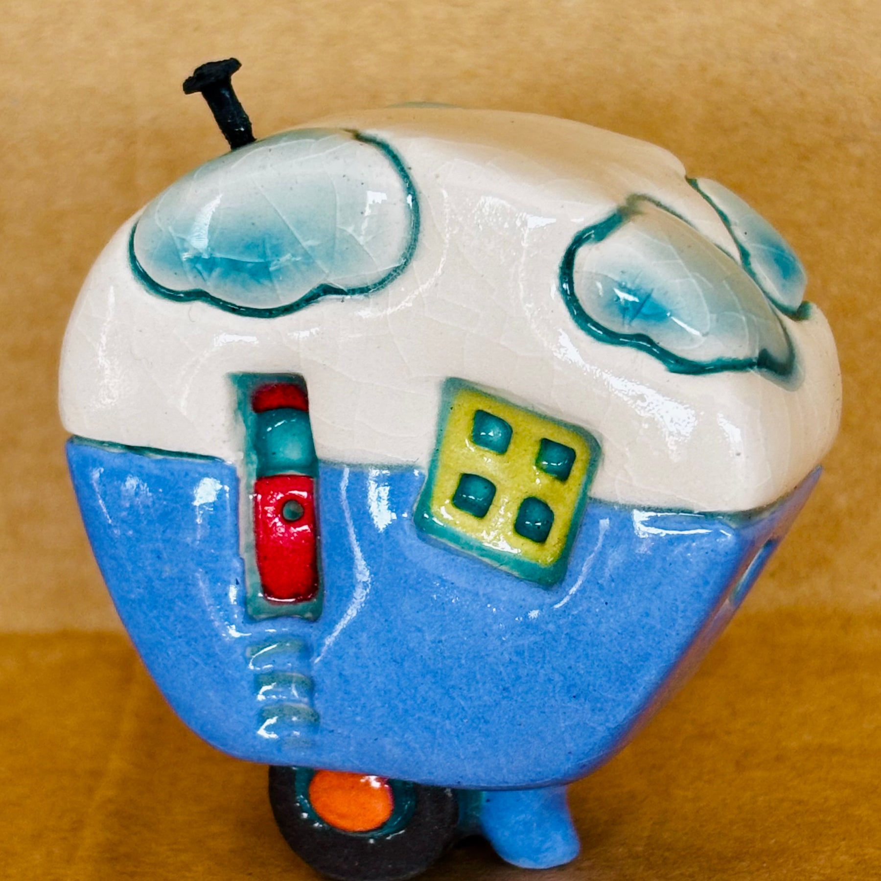 Small Retro Collectable Ceramic Caravan 2