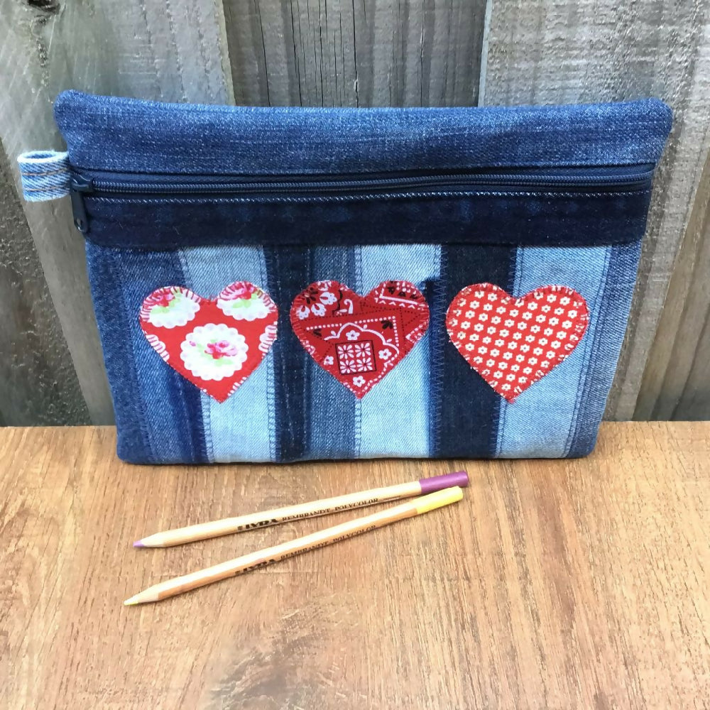 Upcycled_denim_pouch_04f