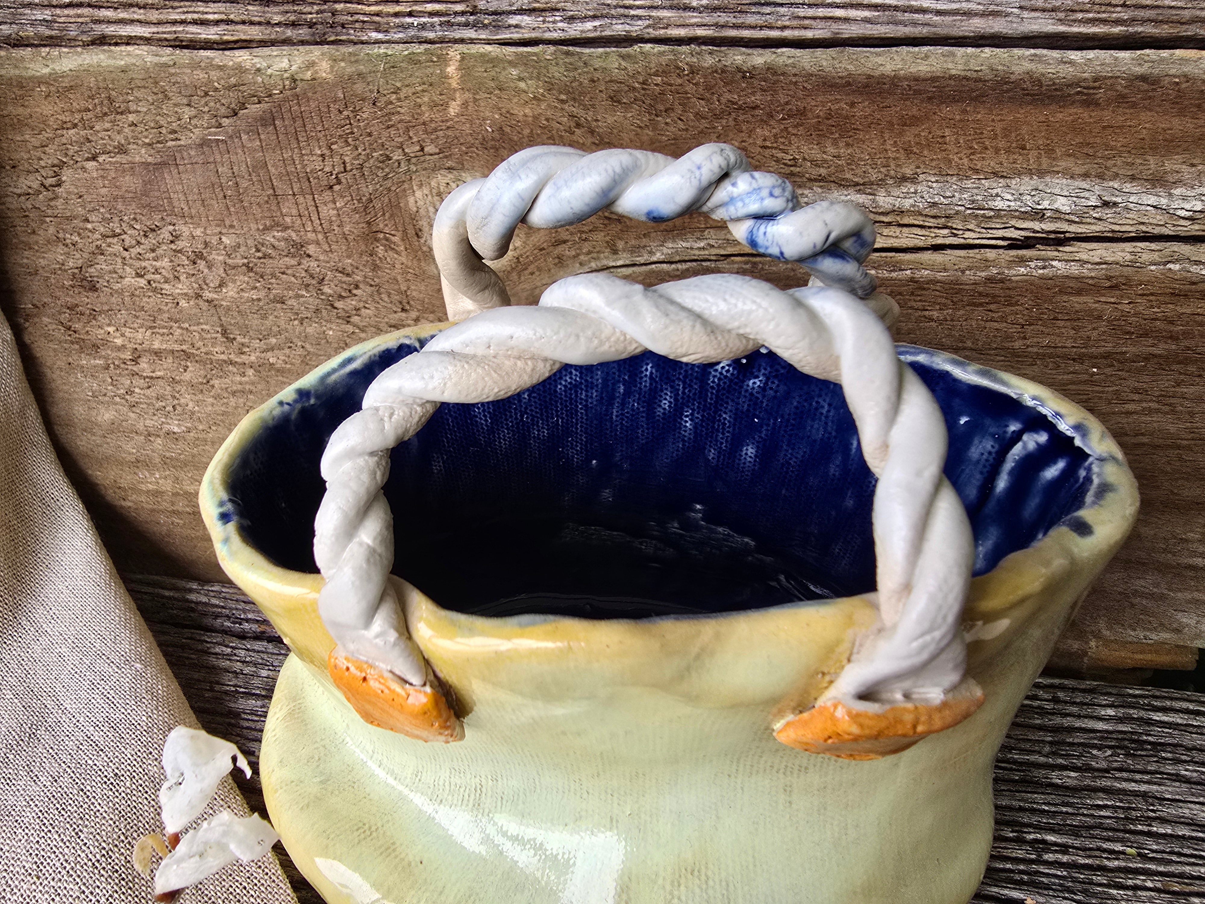 Beach bag vase