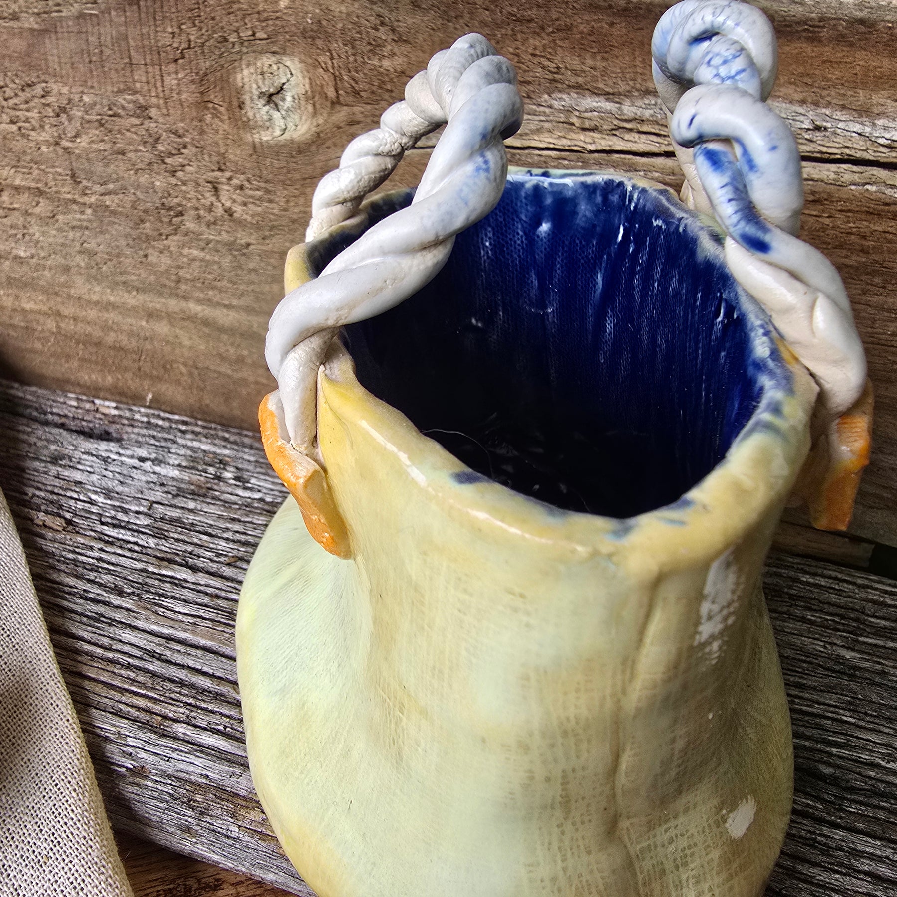 Beach bag vase