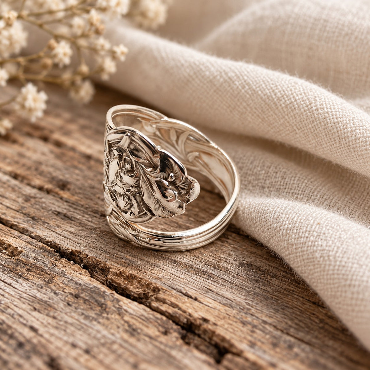 1908 Fleur de Lis Spiral Spoon Ring