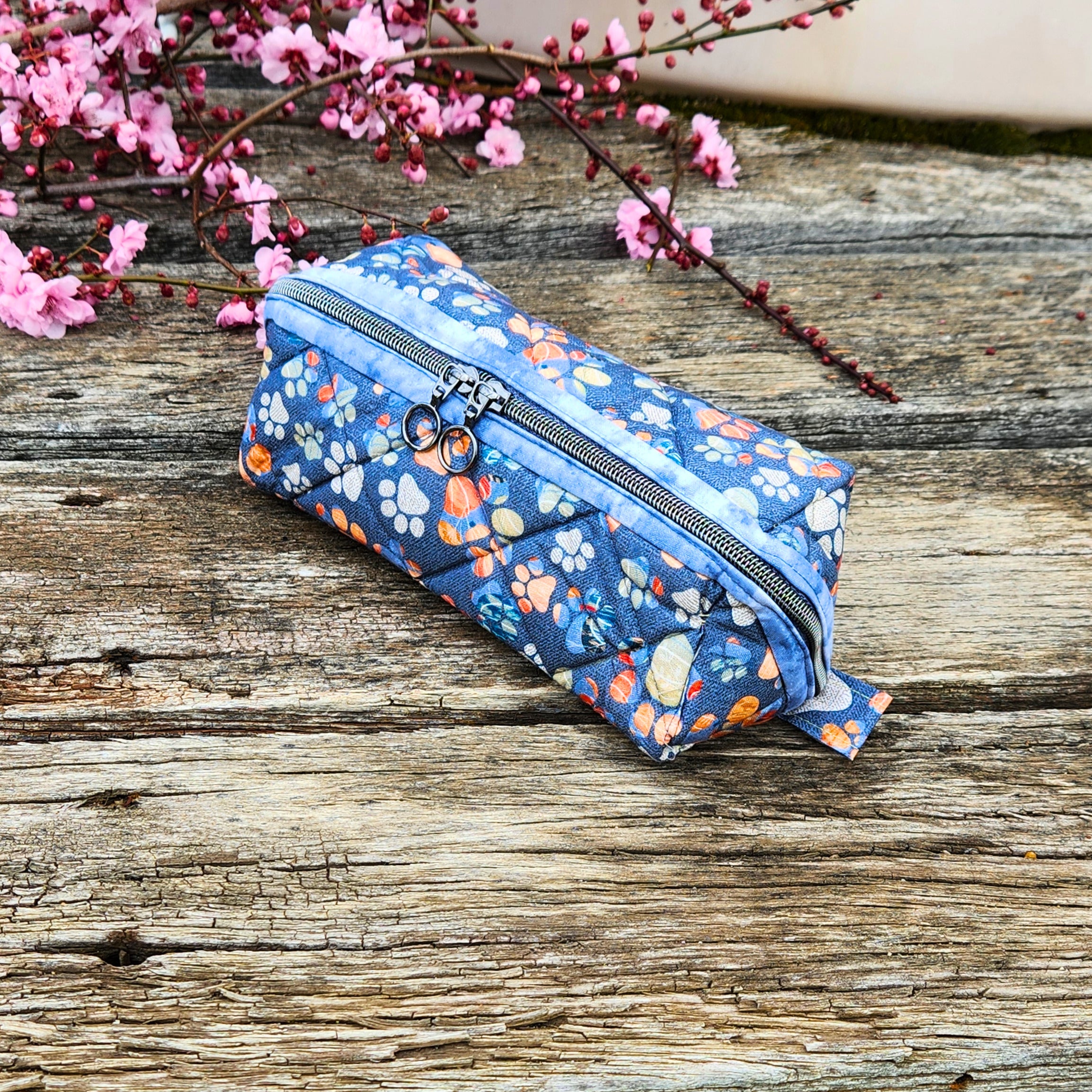 Open Tray Zippered Pouch