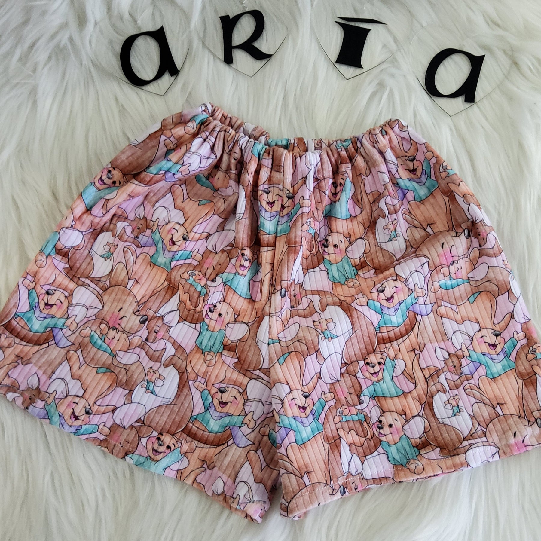 'Kanga & Roo'  Simple Shorts Size 2