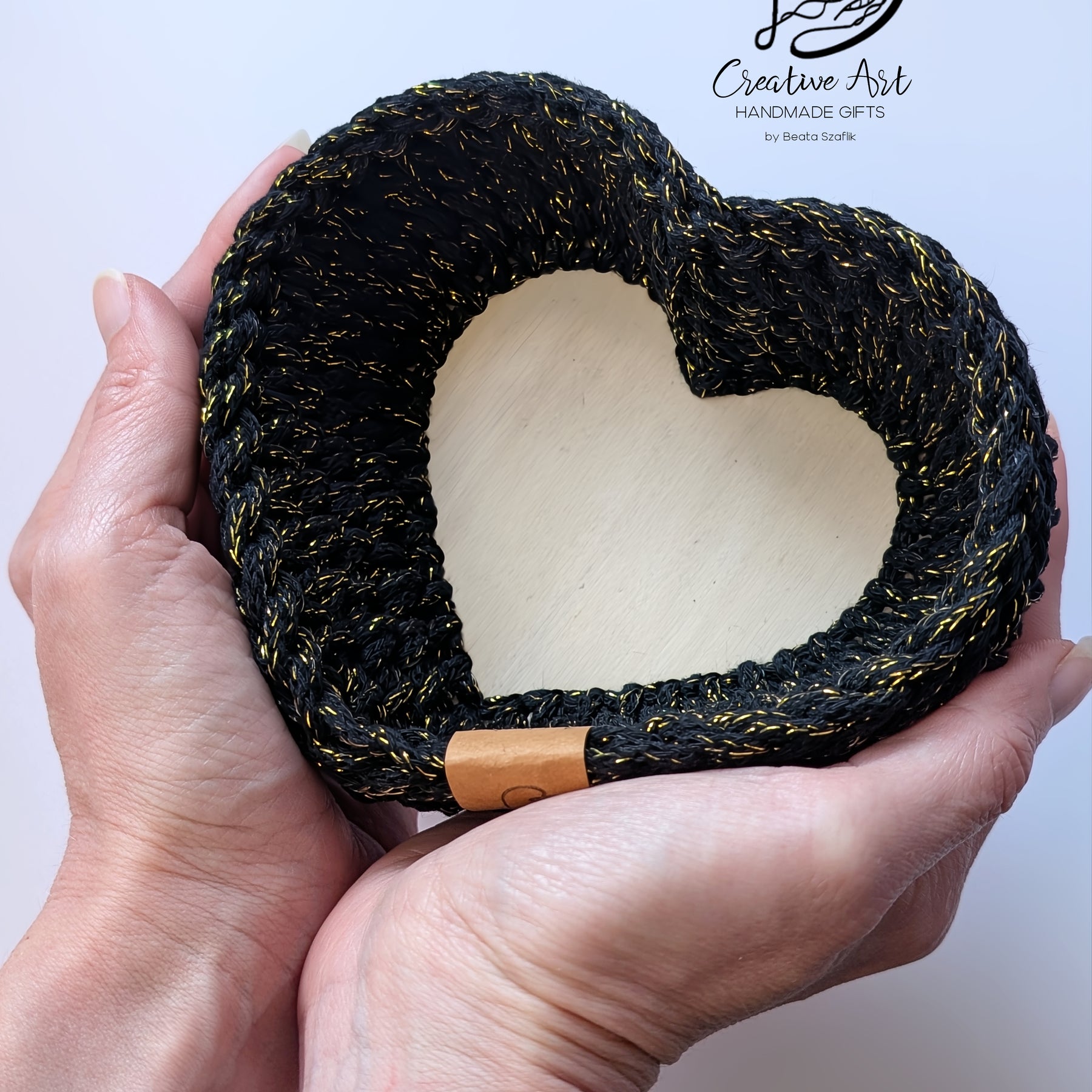 Crochet Heart Trinket Basket with Wood Base - delicate edge