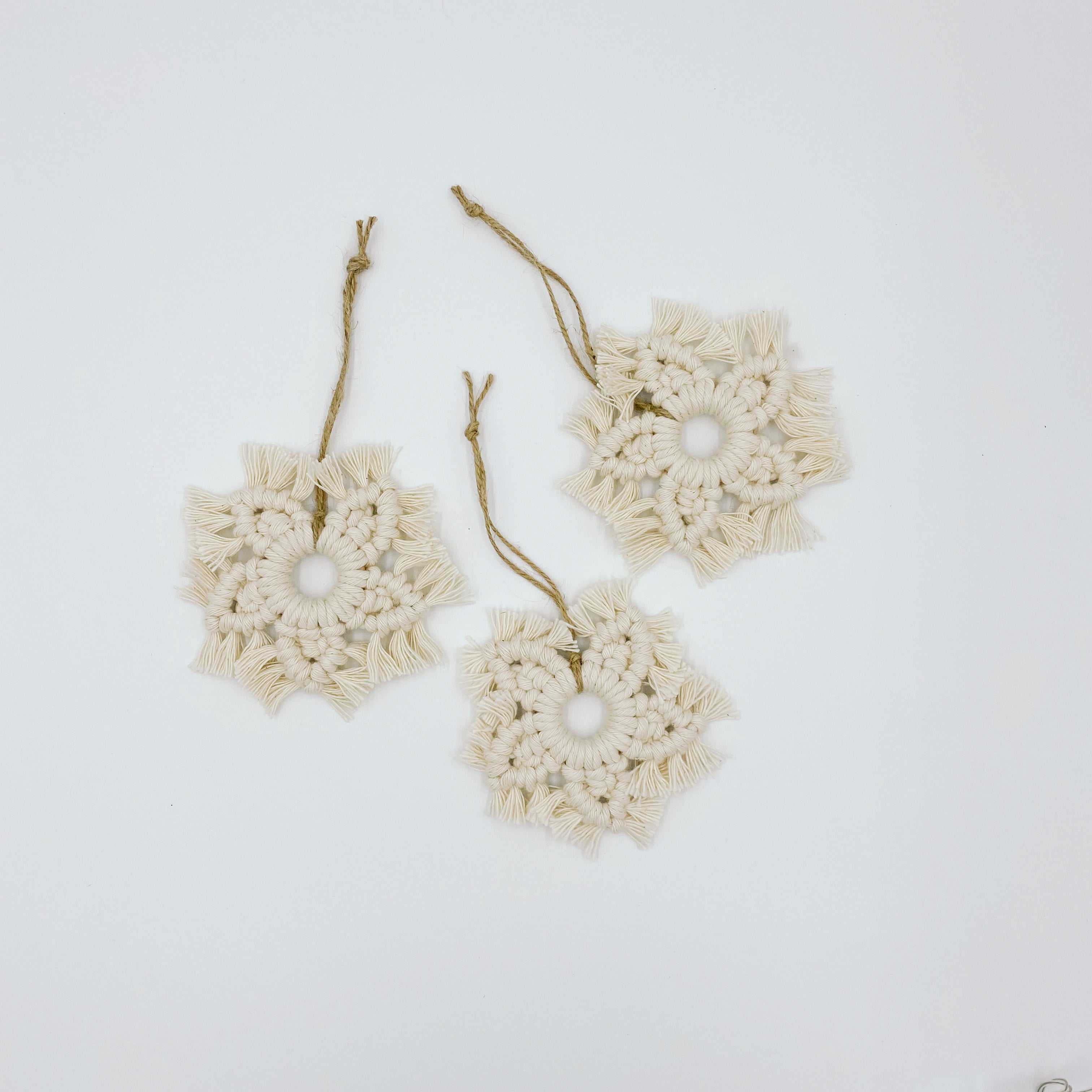 Macrame Christmas snowflake ornament - Set of 3