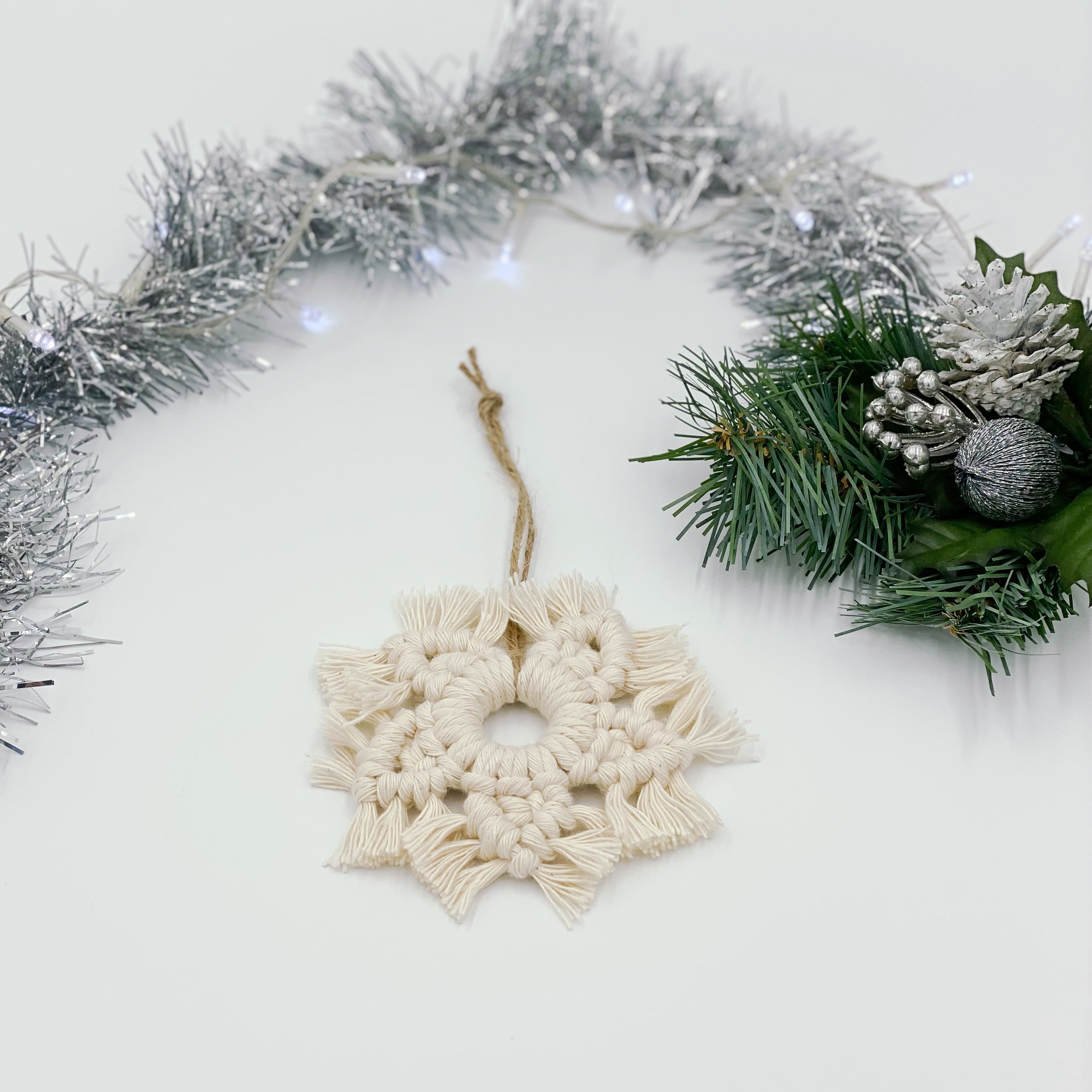 Macrame Christmas snowflake ornament - Set of 3