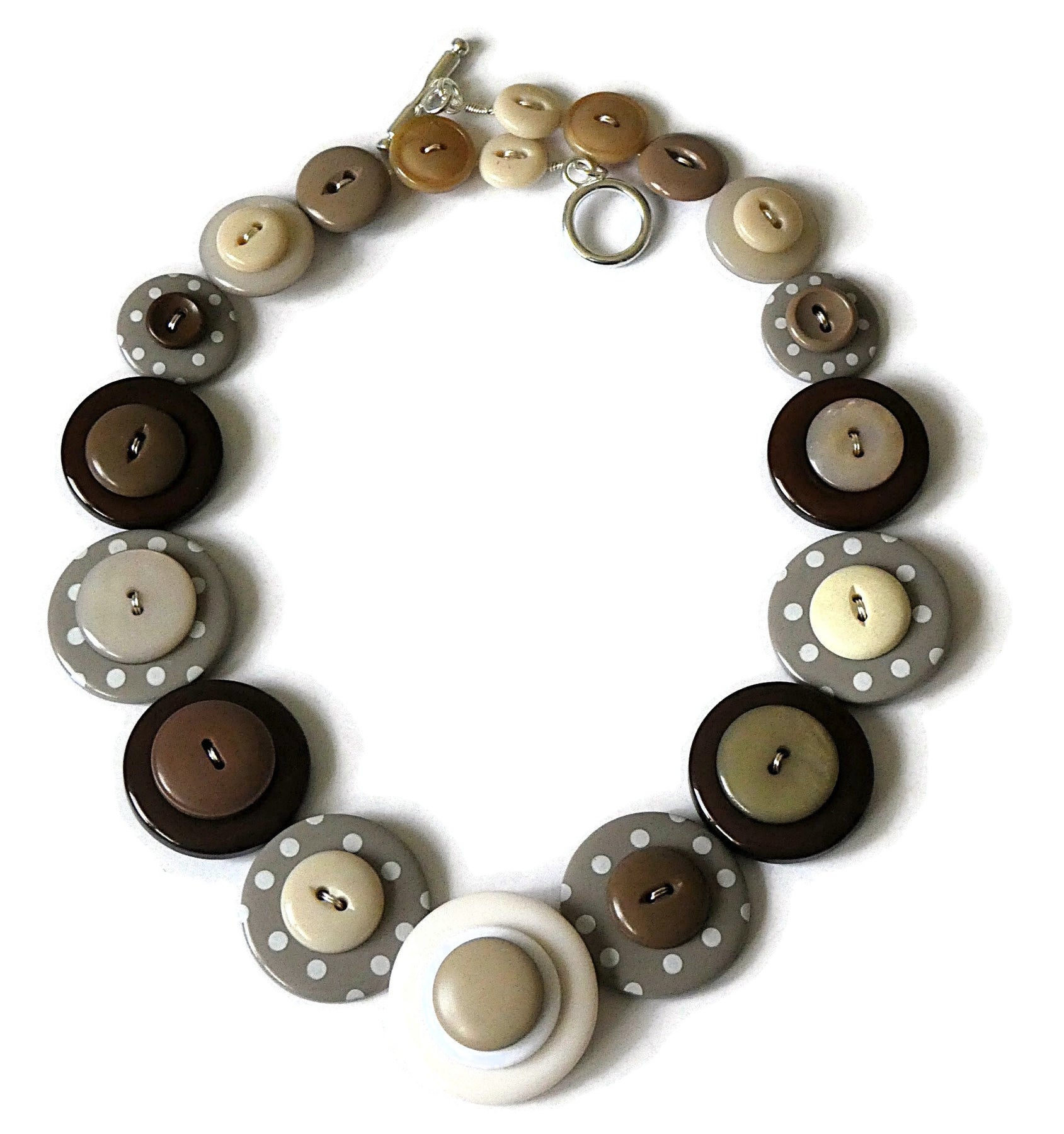 Button necklace - Cafe Latte