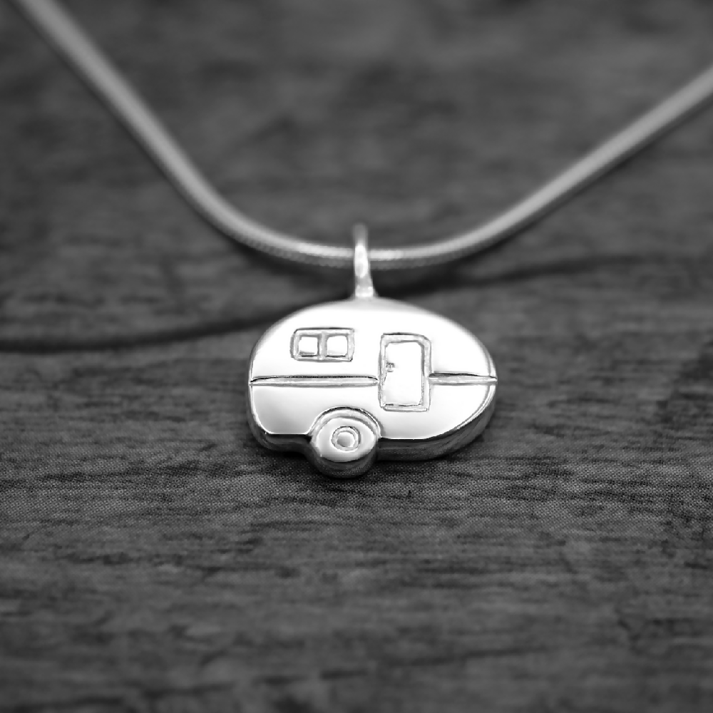 caravan sterling silver pendant grey sml