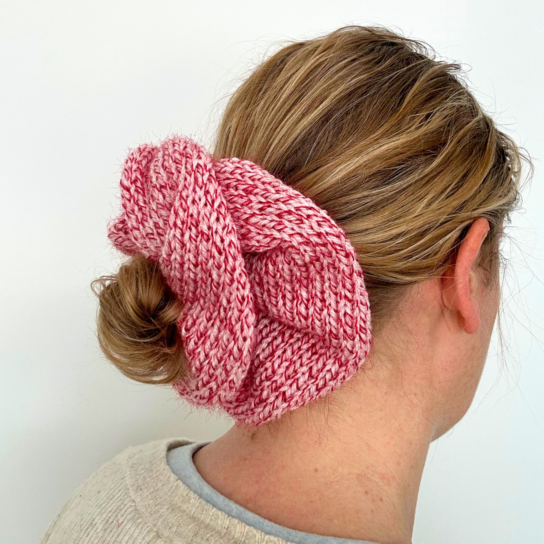 Oversized Candy Cane Knit Ruffled Scrunchie