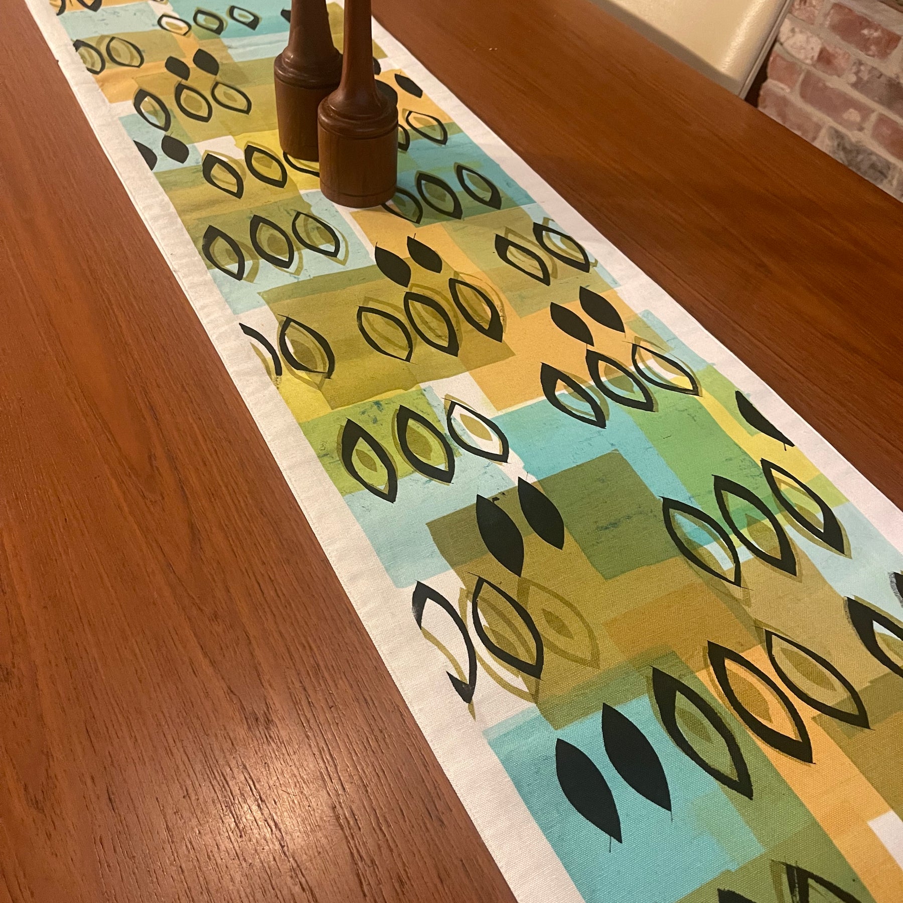 Table runner - Turquoise gold and black peaks