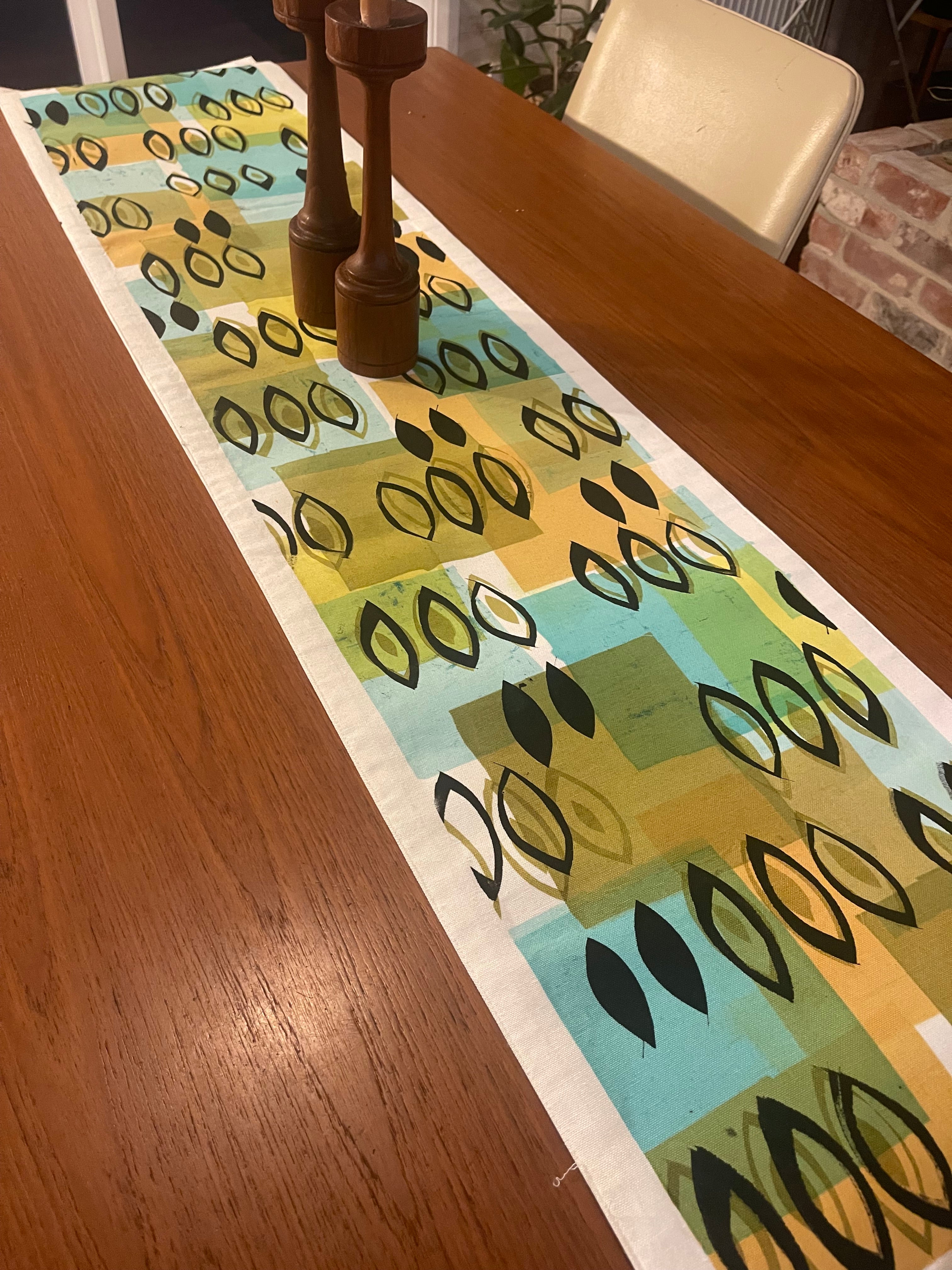 Table runner - Turquoise gold and black peaks