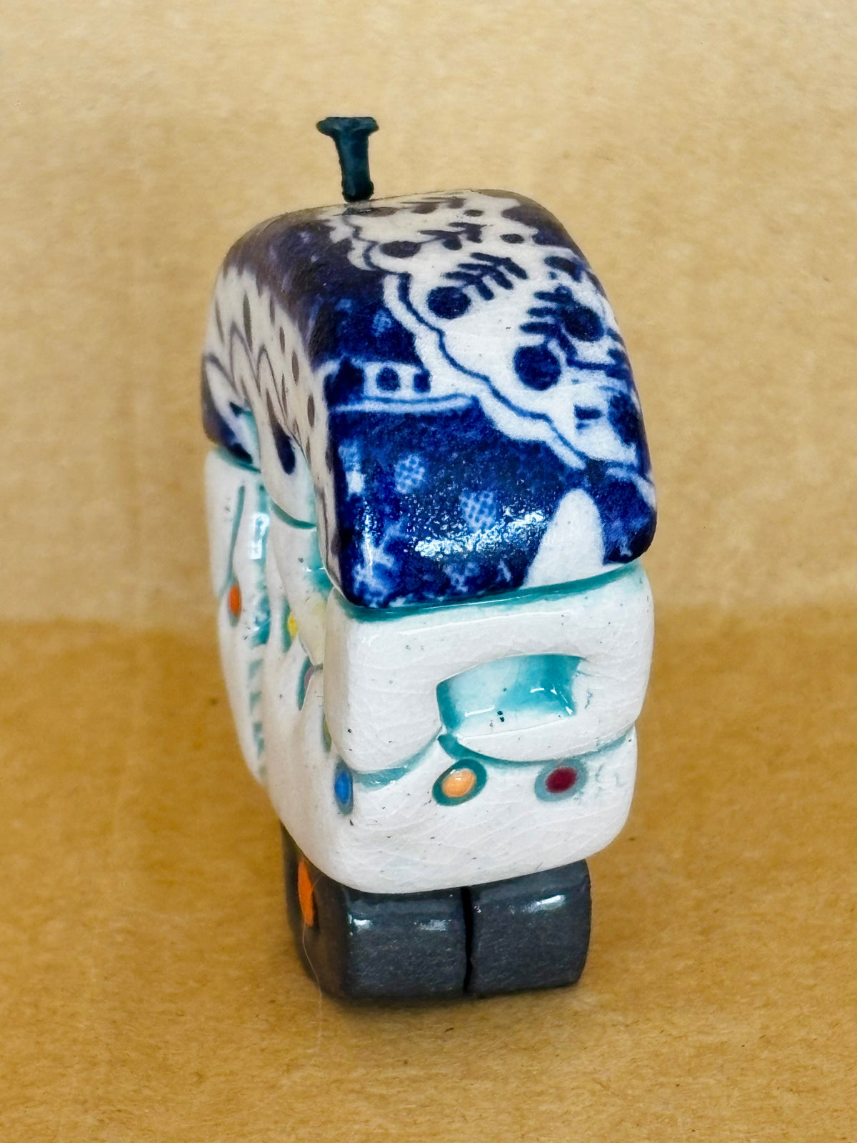 Small Retro Collectable Ceramic Caravan 15