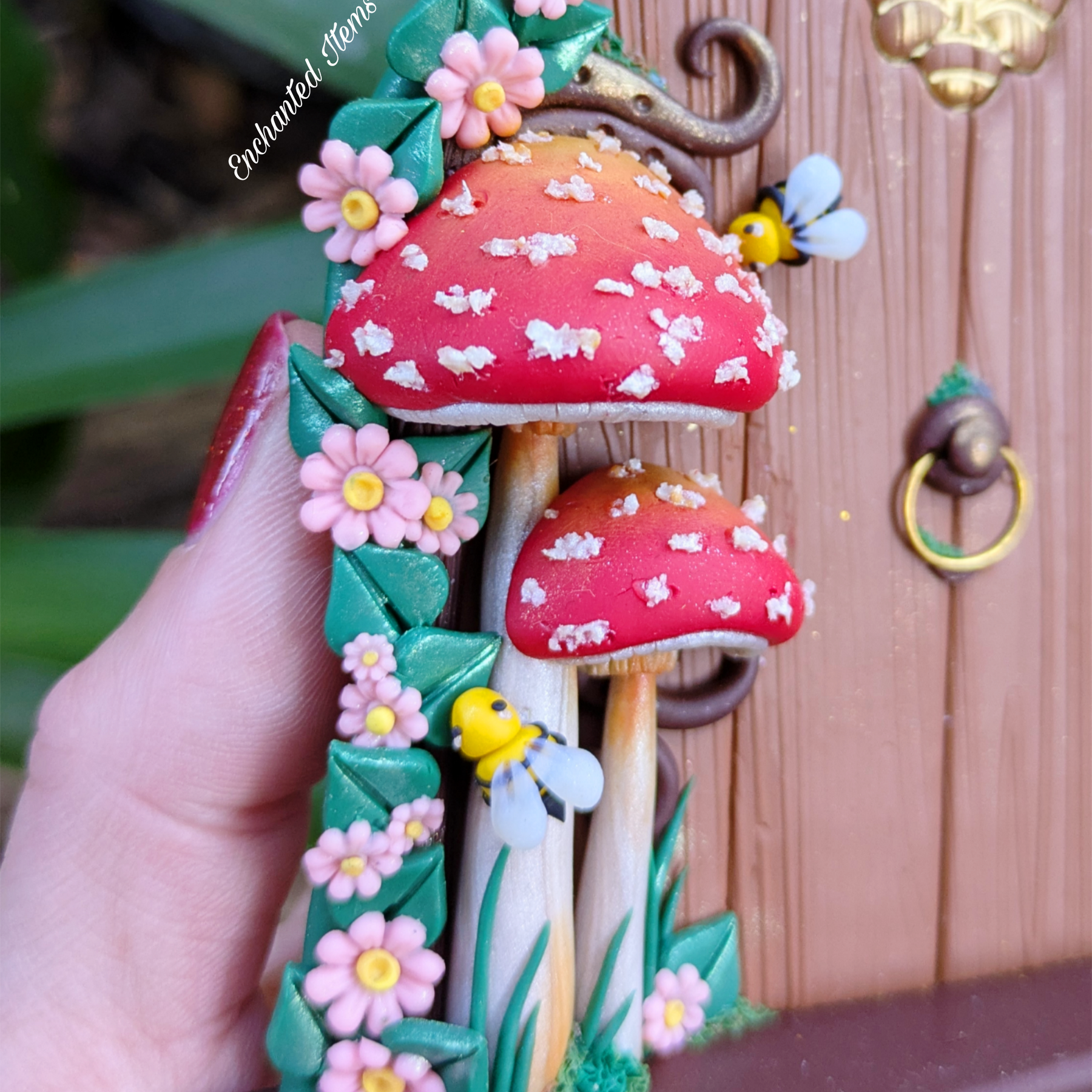 Woodland Fairy Door with Bumblebee Magic