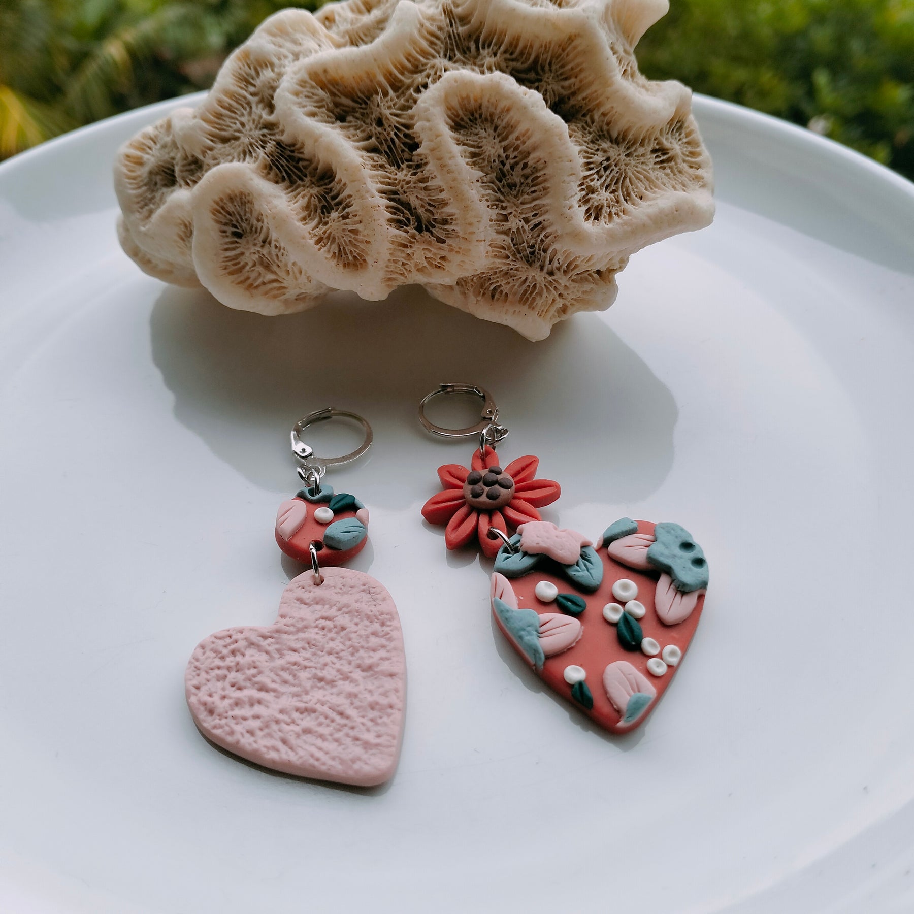"Heart Frolics" Dangle Earrings - Blush & Cherry Pop