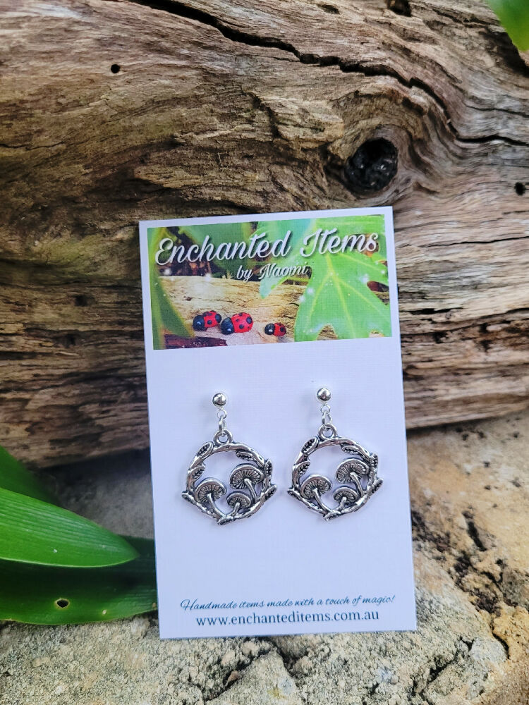 Silver trio mushroom earrings