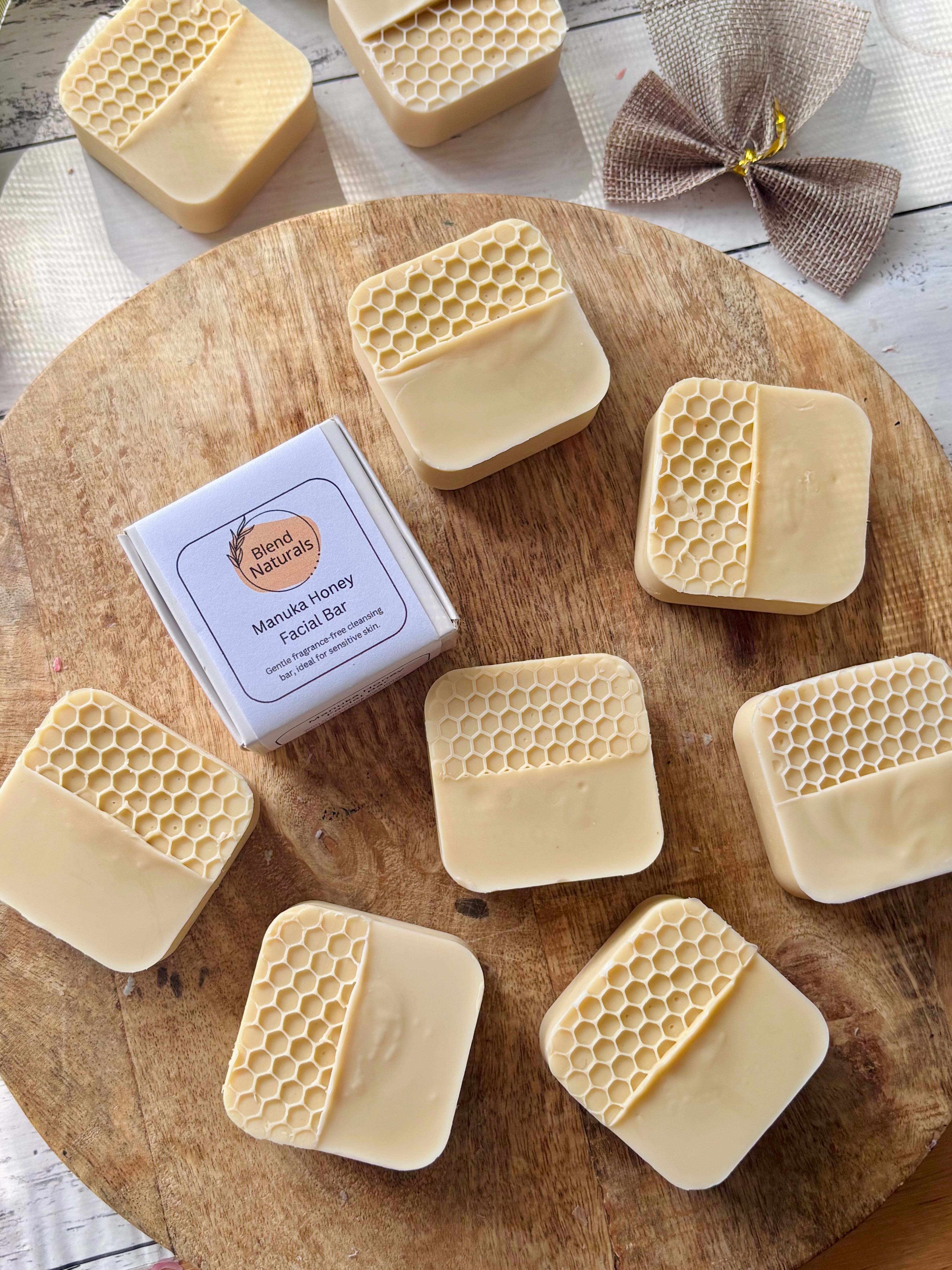 Manuka Honey Face Bar | Gentle cleanser perfect for sensitive skin