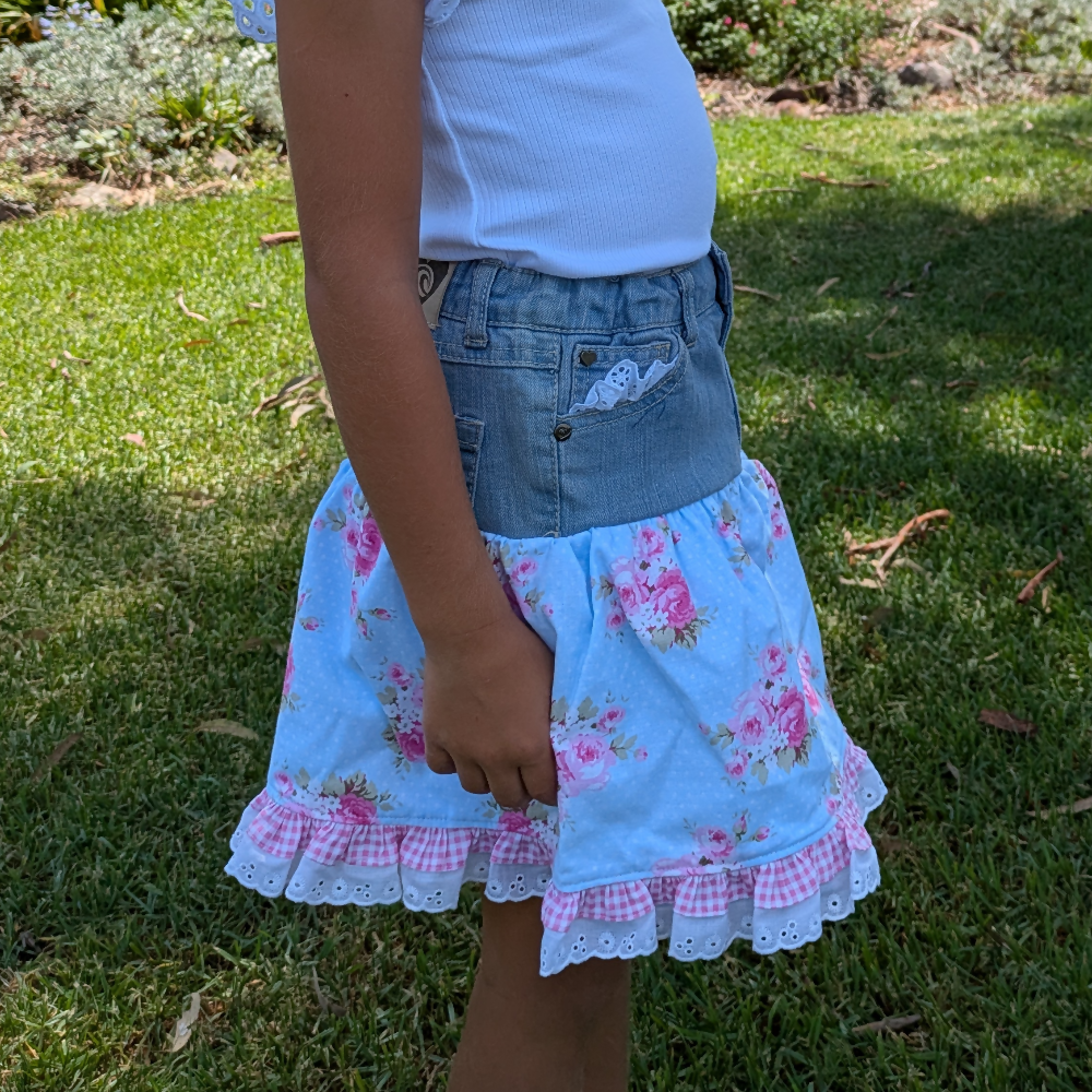 girls-size-5-upcycled-denim-skirt-pink-posy-blue-spot-handmade-sewing-artist-the-denim-patch (3)