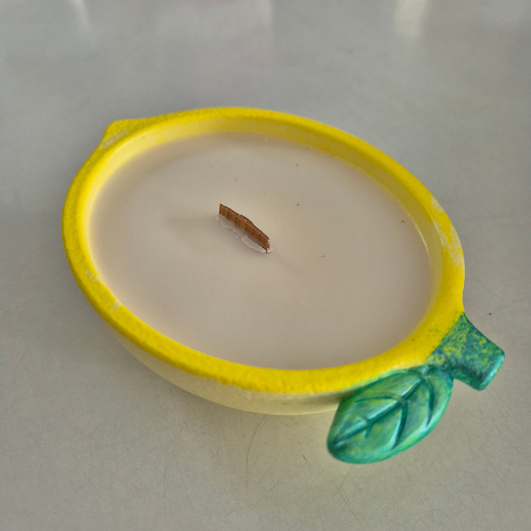 Lemon bowl candle with lemon myrtle fragrance