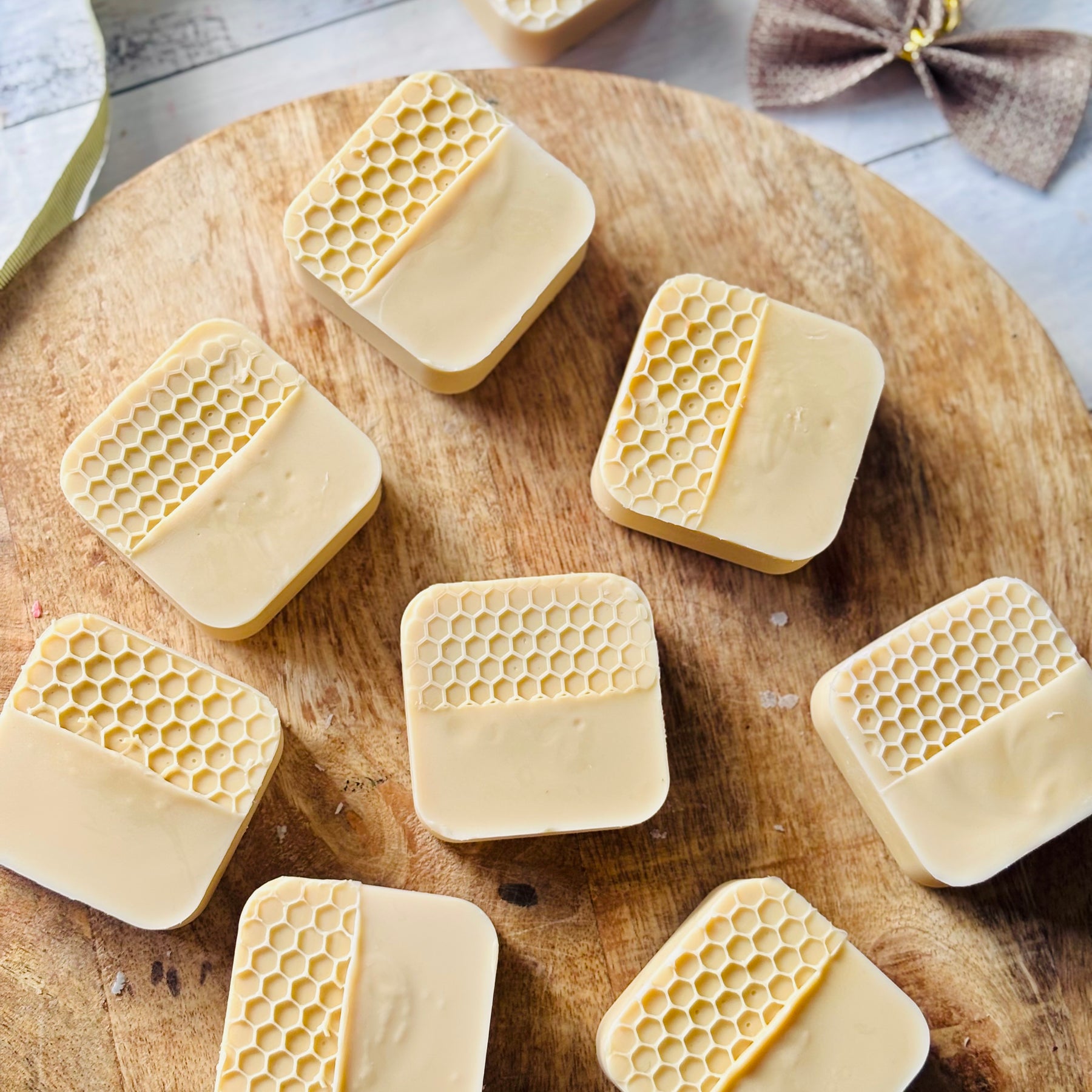 Manuka Honey Face Bar | Gentle cleanser perfect for sensitive skin