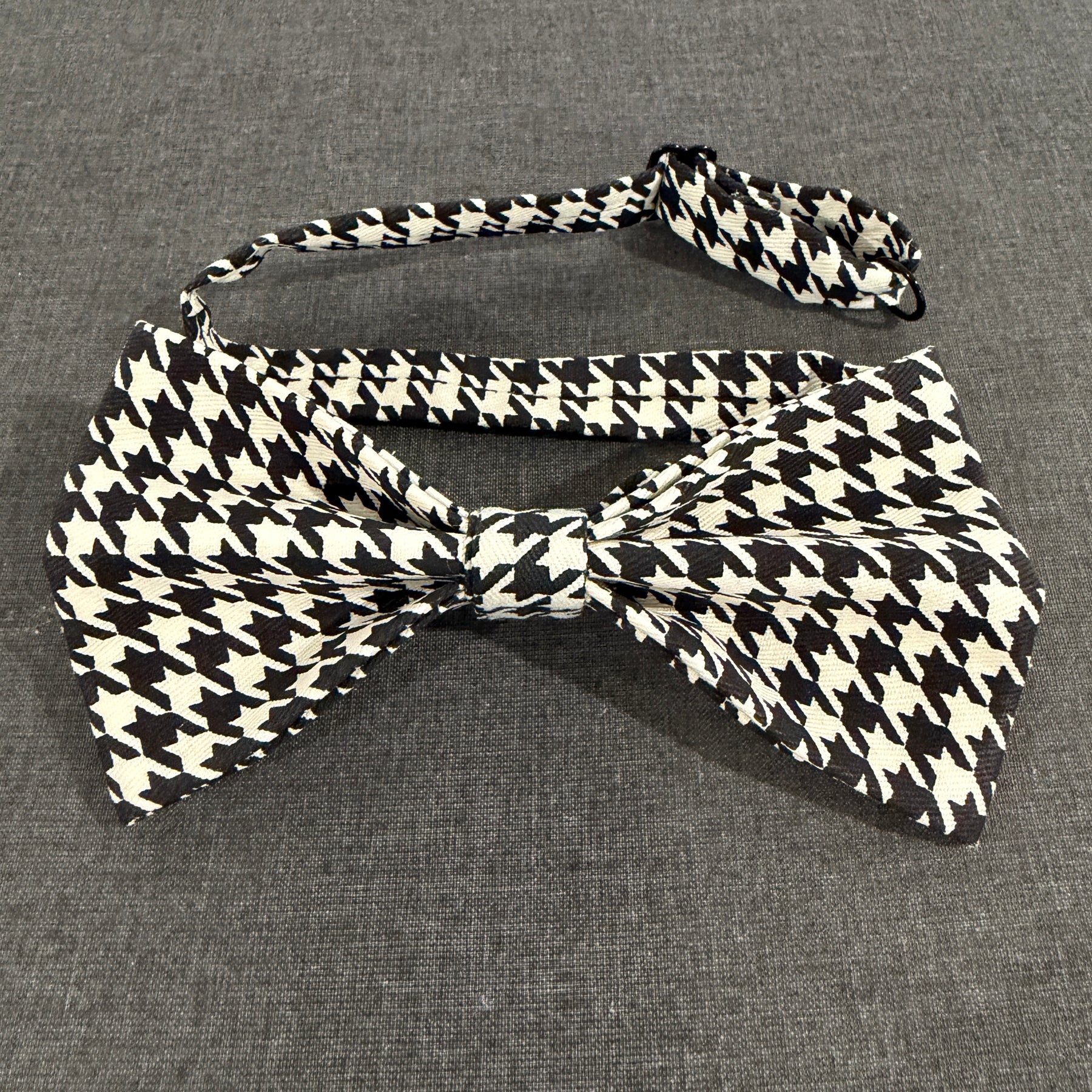 Bow Tie - Houndstooth Sml
