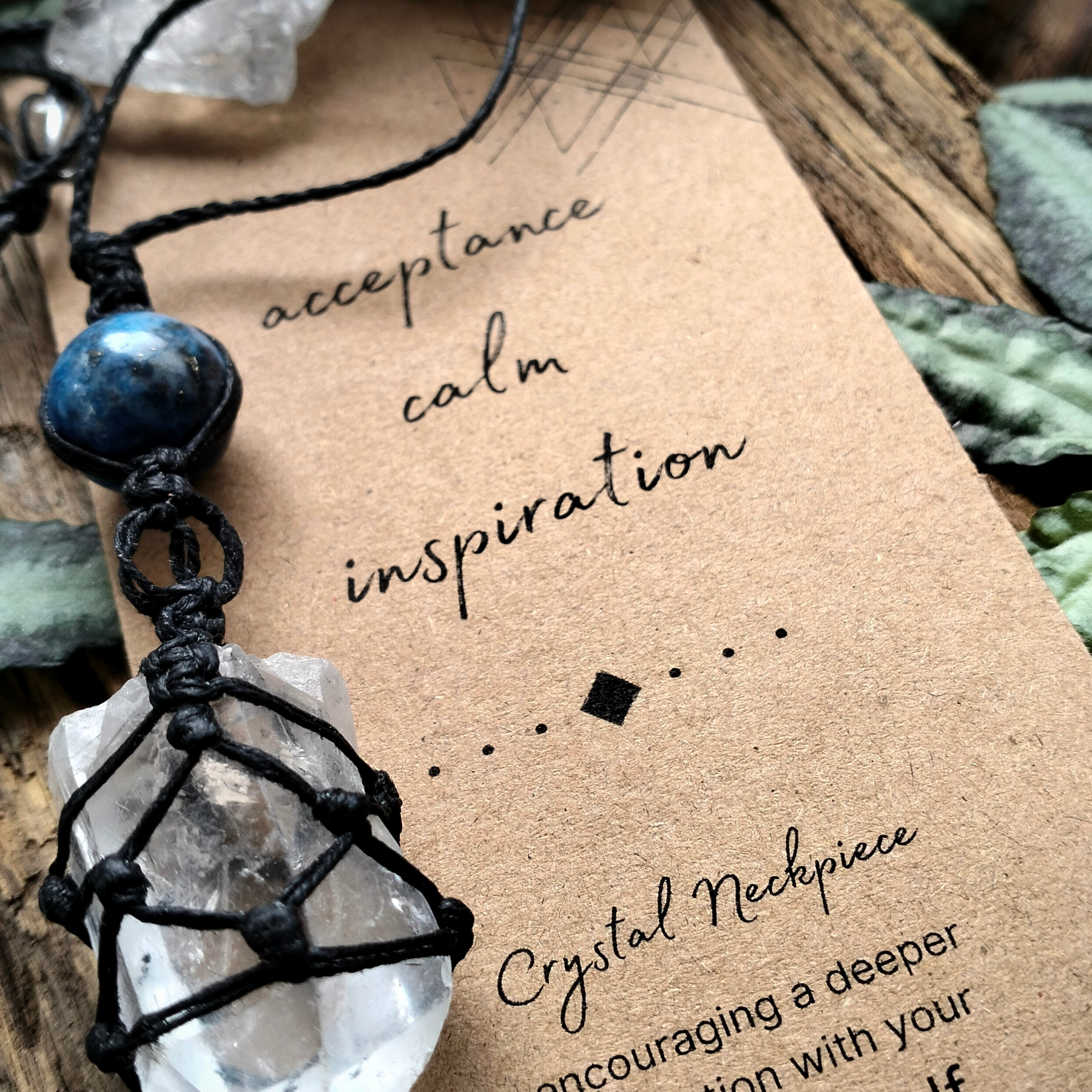•| CLEAR QUARTZ | LAPIS LAZULI |• natural crystal necklace