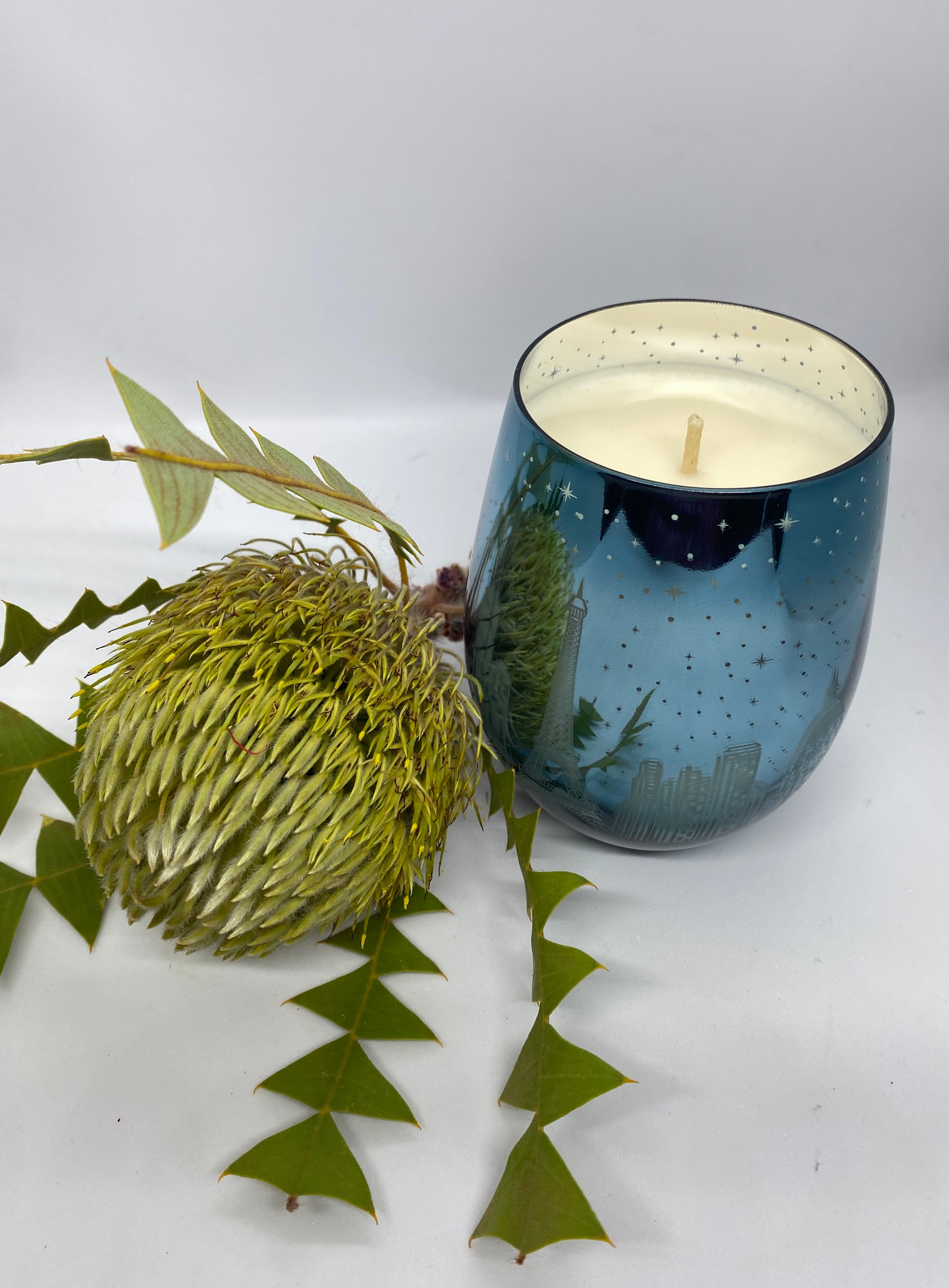 World Glass with Lotus Flower Fragrance