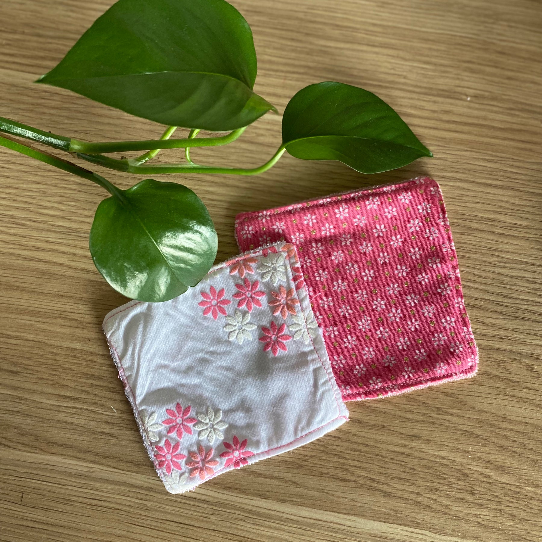 Reusable Makeup Remover Pads – Patterned Fabric & Soft Baby Towel