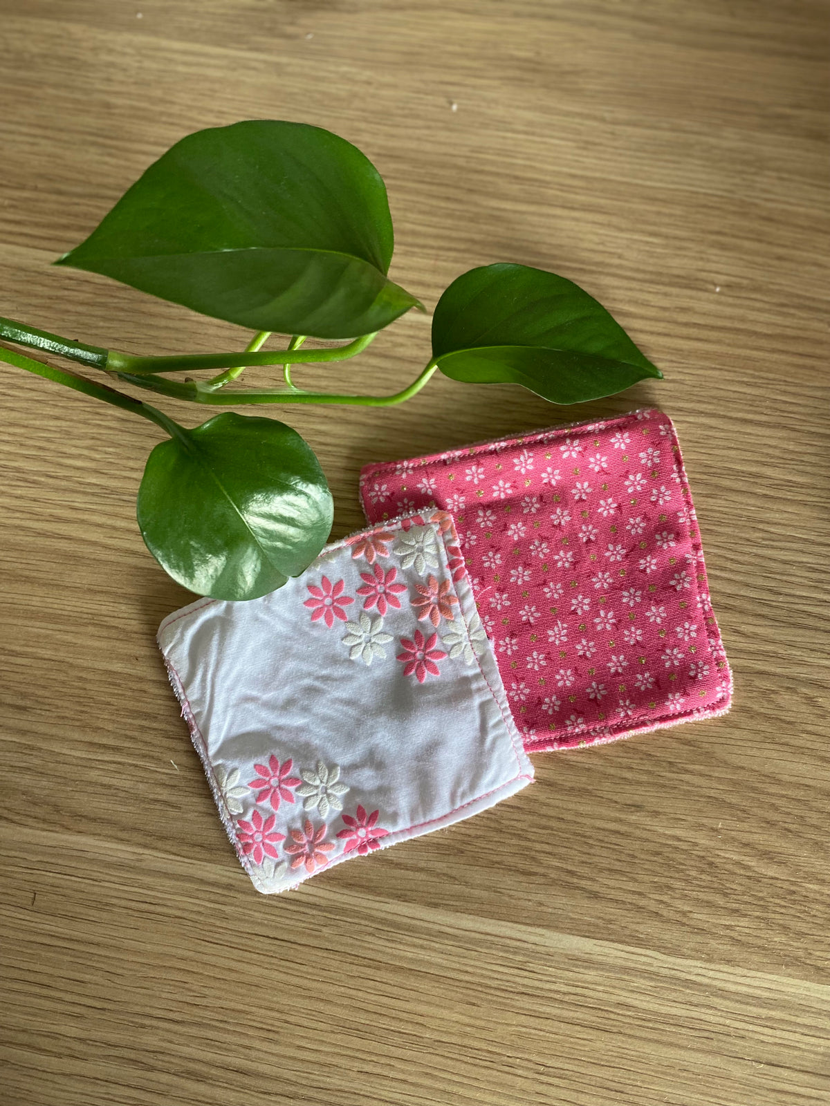 Reusable Makeup Remover Pads – Patterned Fabric & Soft Baby Towel