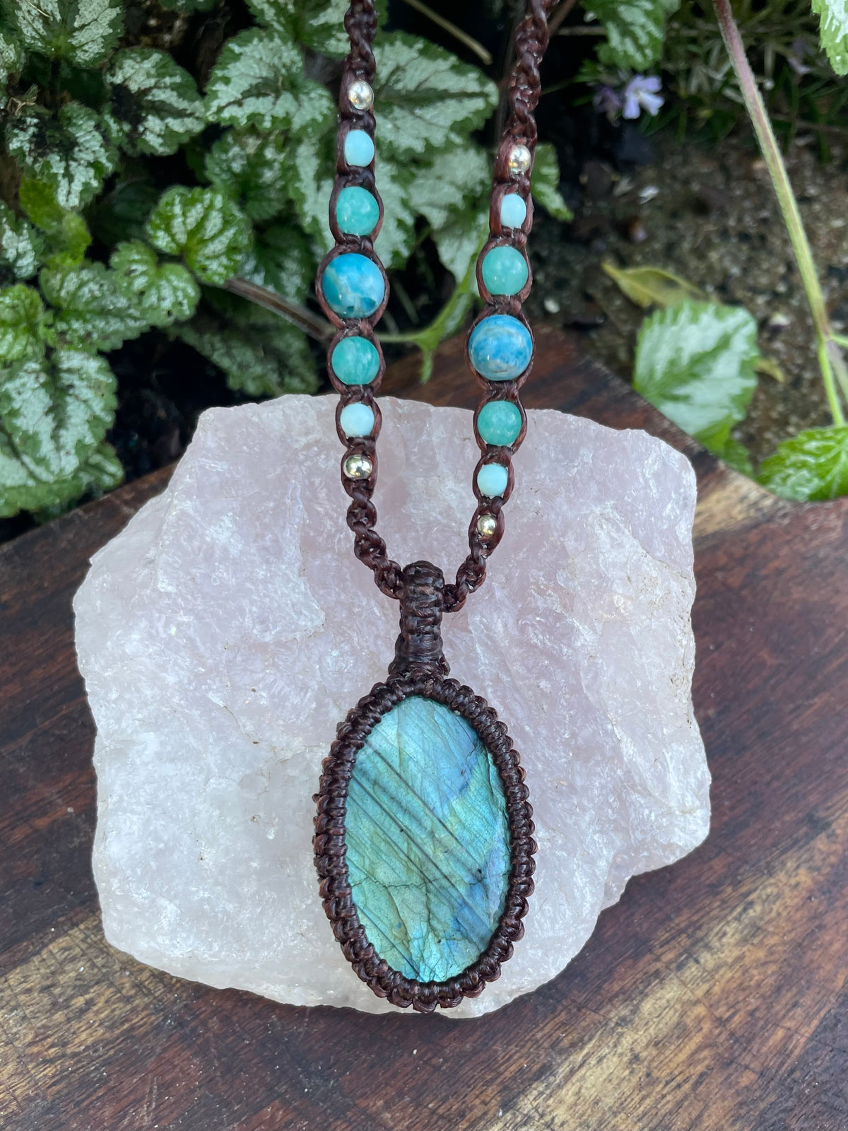 Labradorite Pendant, Macrame necklace boho style, adjustable